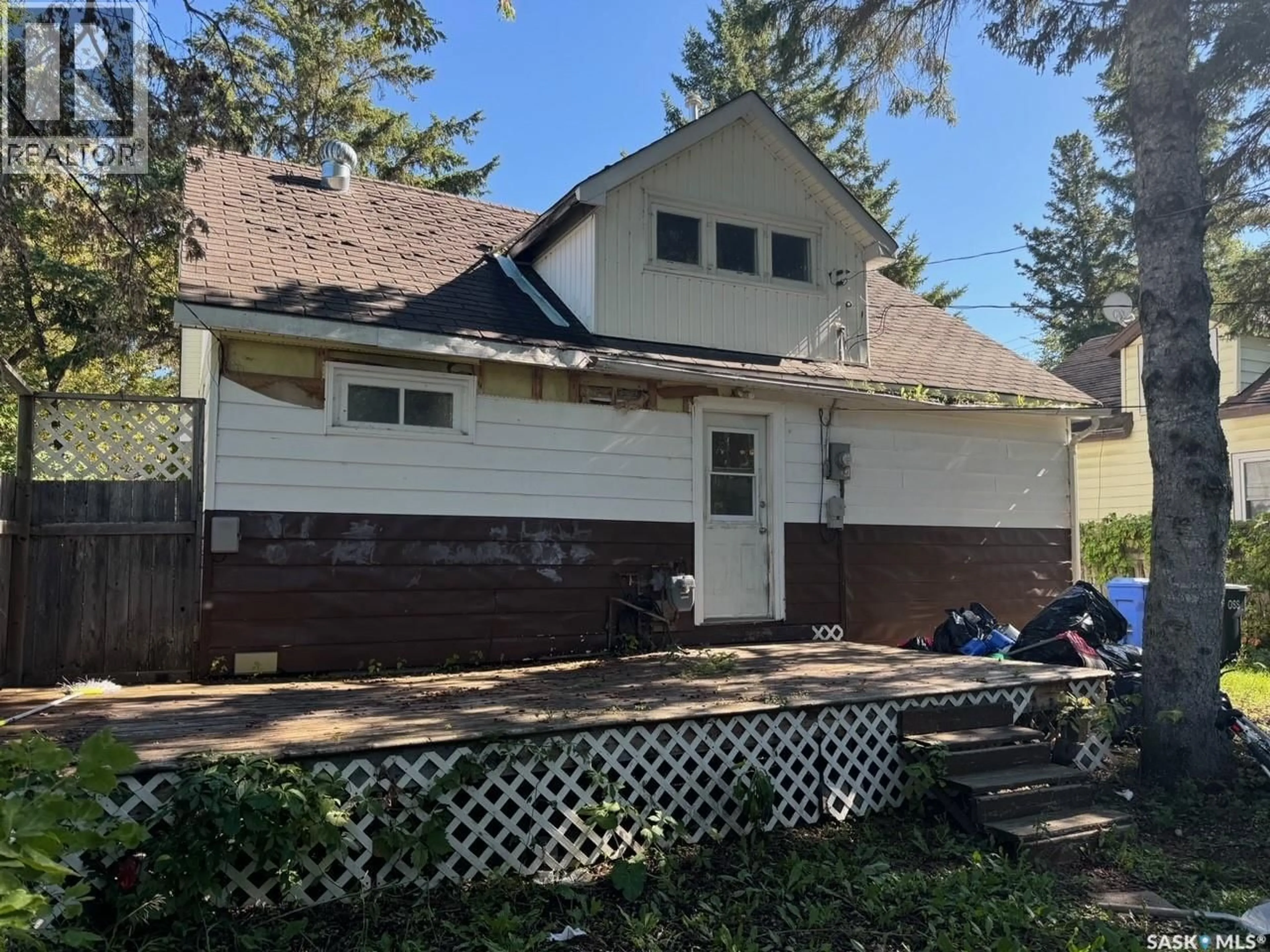 A pic from outside/outdoor area/front of a property/back of a property/a pic from drone, street for 123 WINDSOR AVENUE, Kamsack Saskatchewan S0A1S0