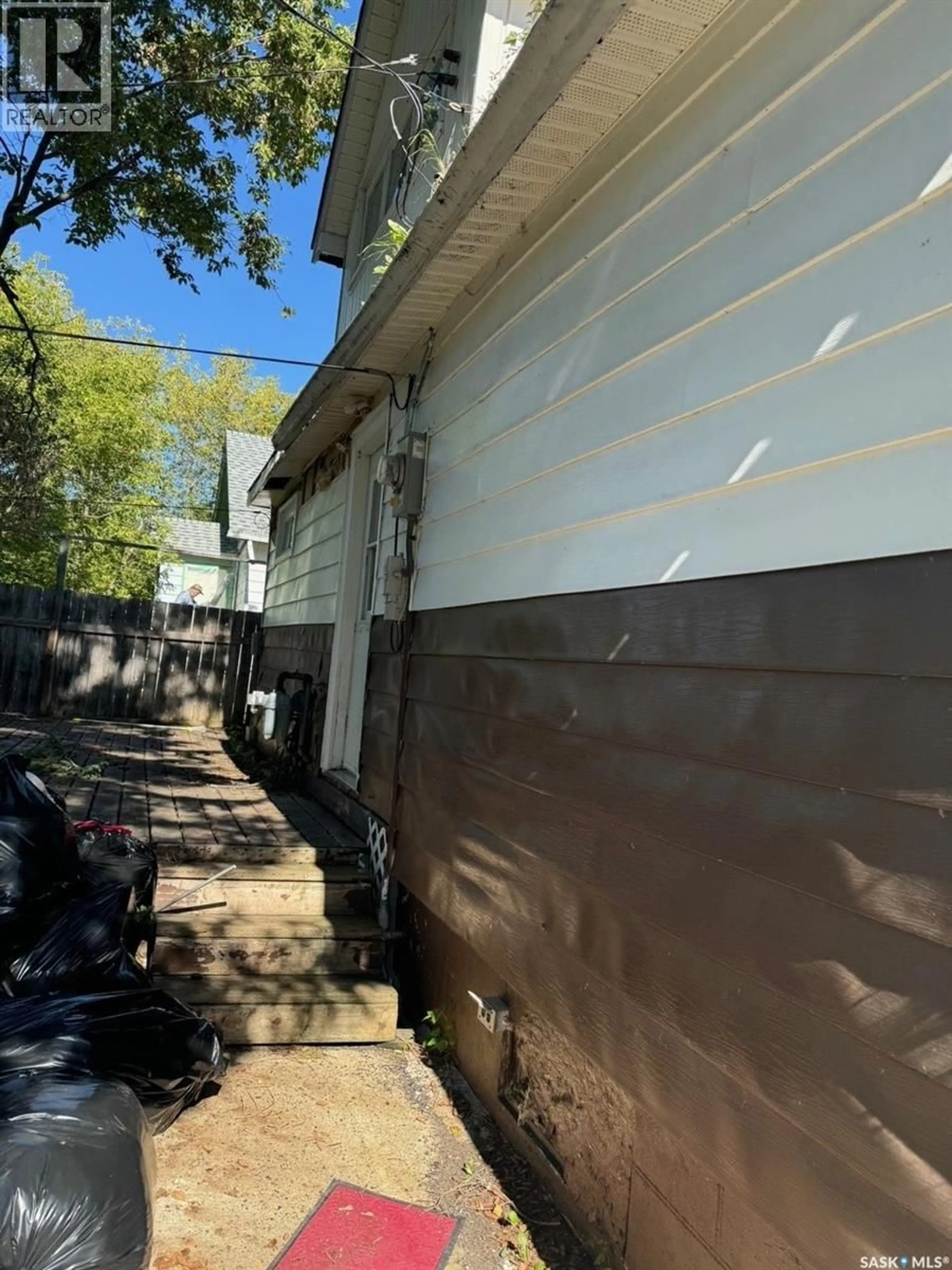 Home with vinyl exterior material, street for 123 WINDSOR AVENUE, Kamsack Saskatchewan S0A1S0