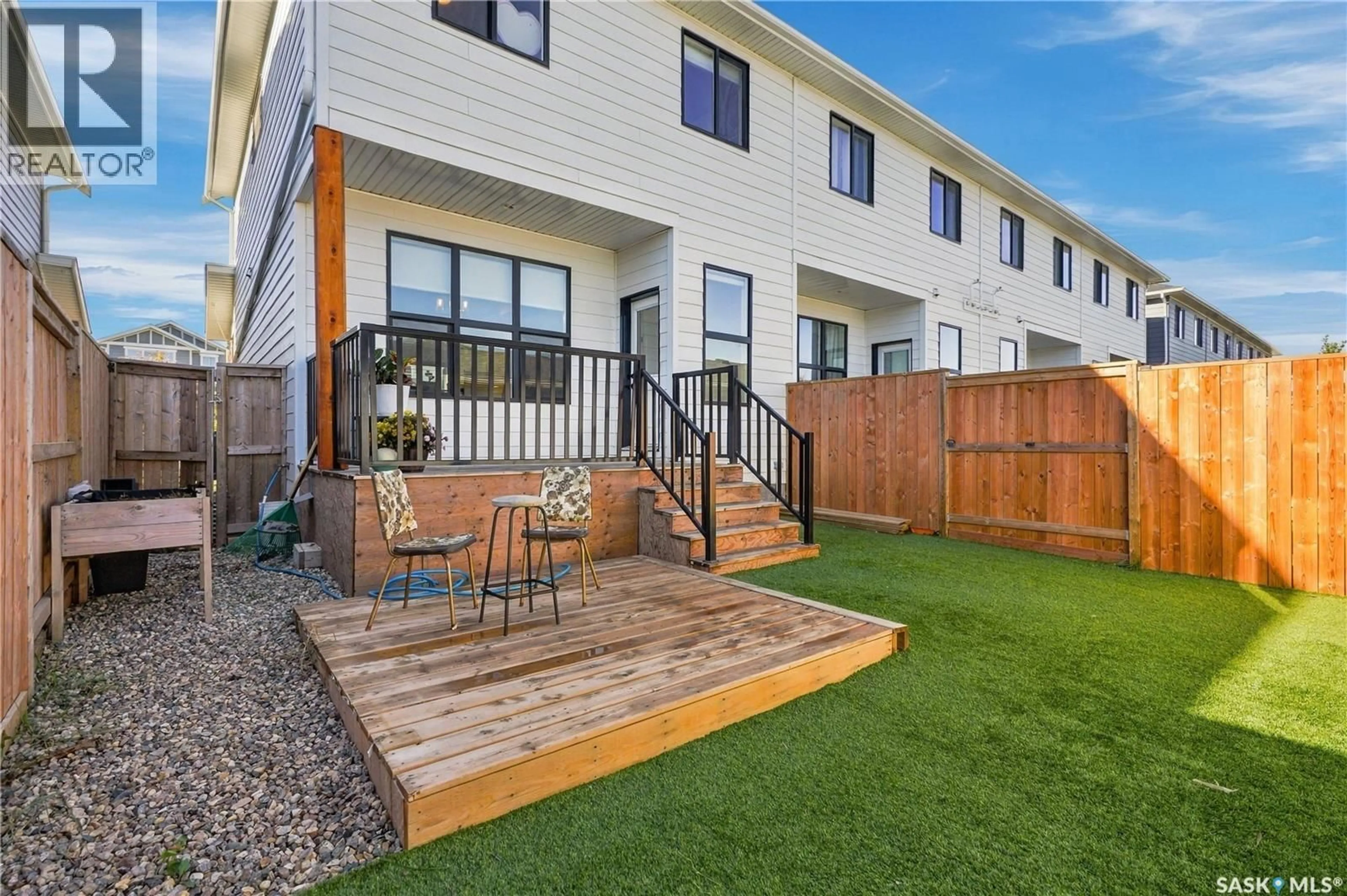 Patio, street for 185 ROSEWOOD BOULEVARD, Saskatoon Saskatchewan S7V0X2