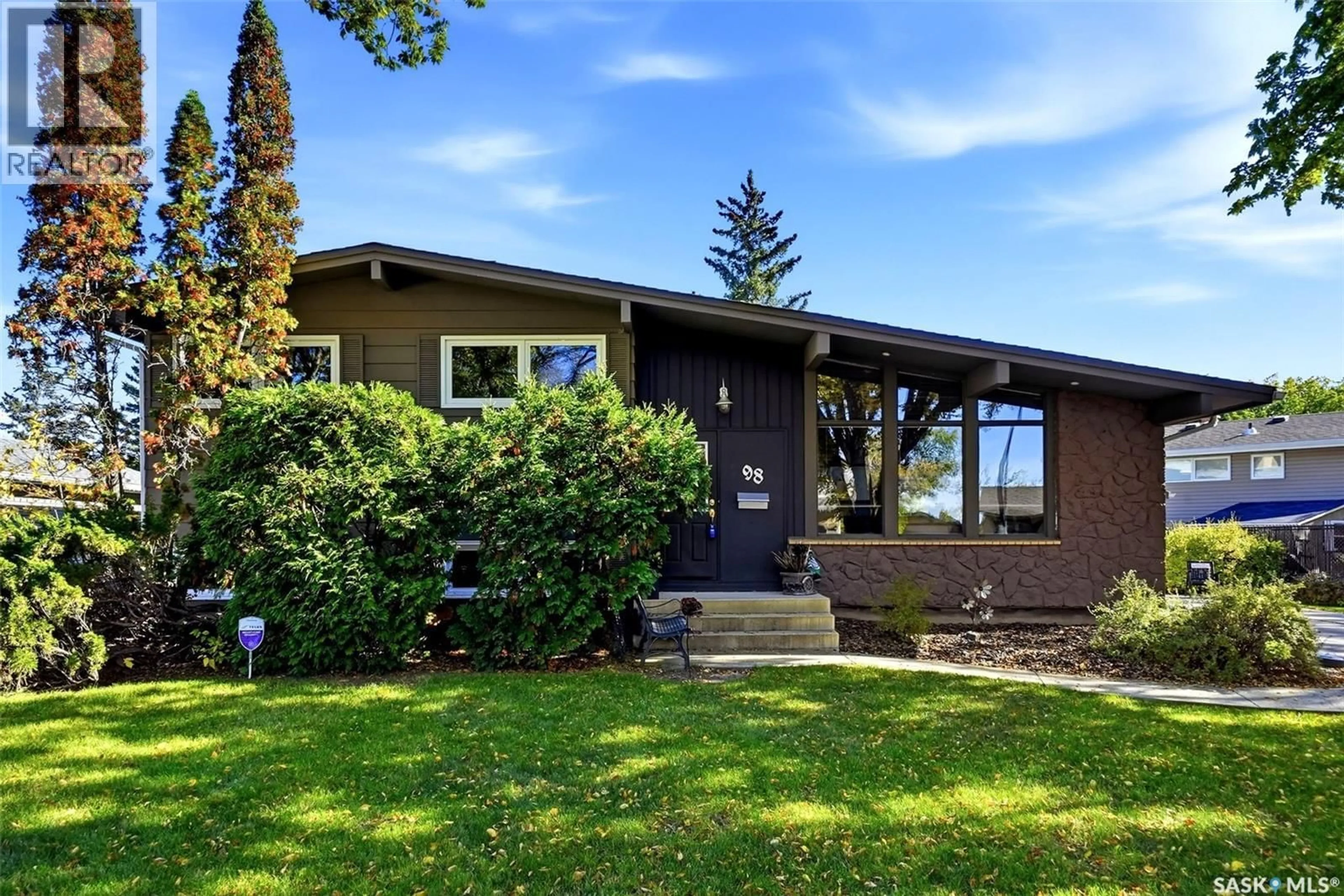 Home with vinyl exterior material, street for 98 HUDSON DRIVE, Regina Saskatchewan S4S2W8