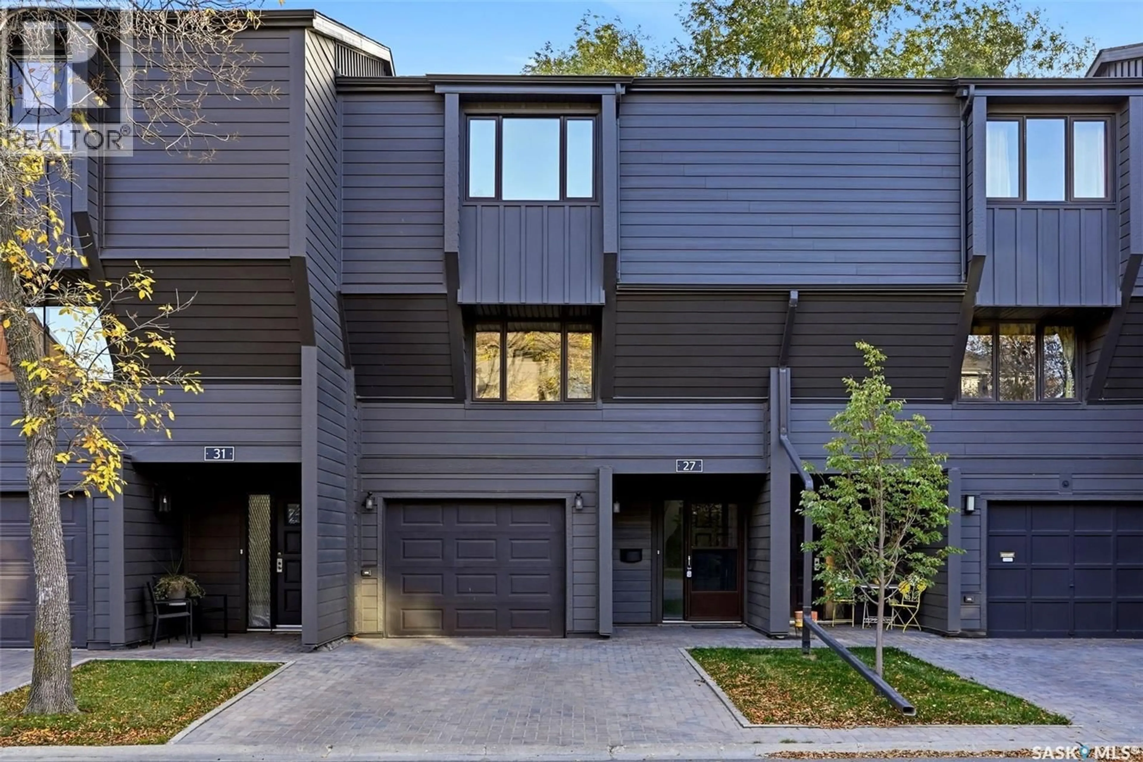 Home with brick exterior material, street for 27 QUINCY DRIVE, Regina Saskatchewan S4S6L7