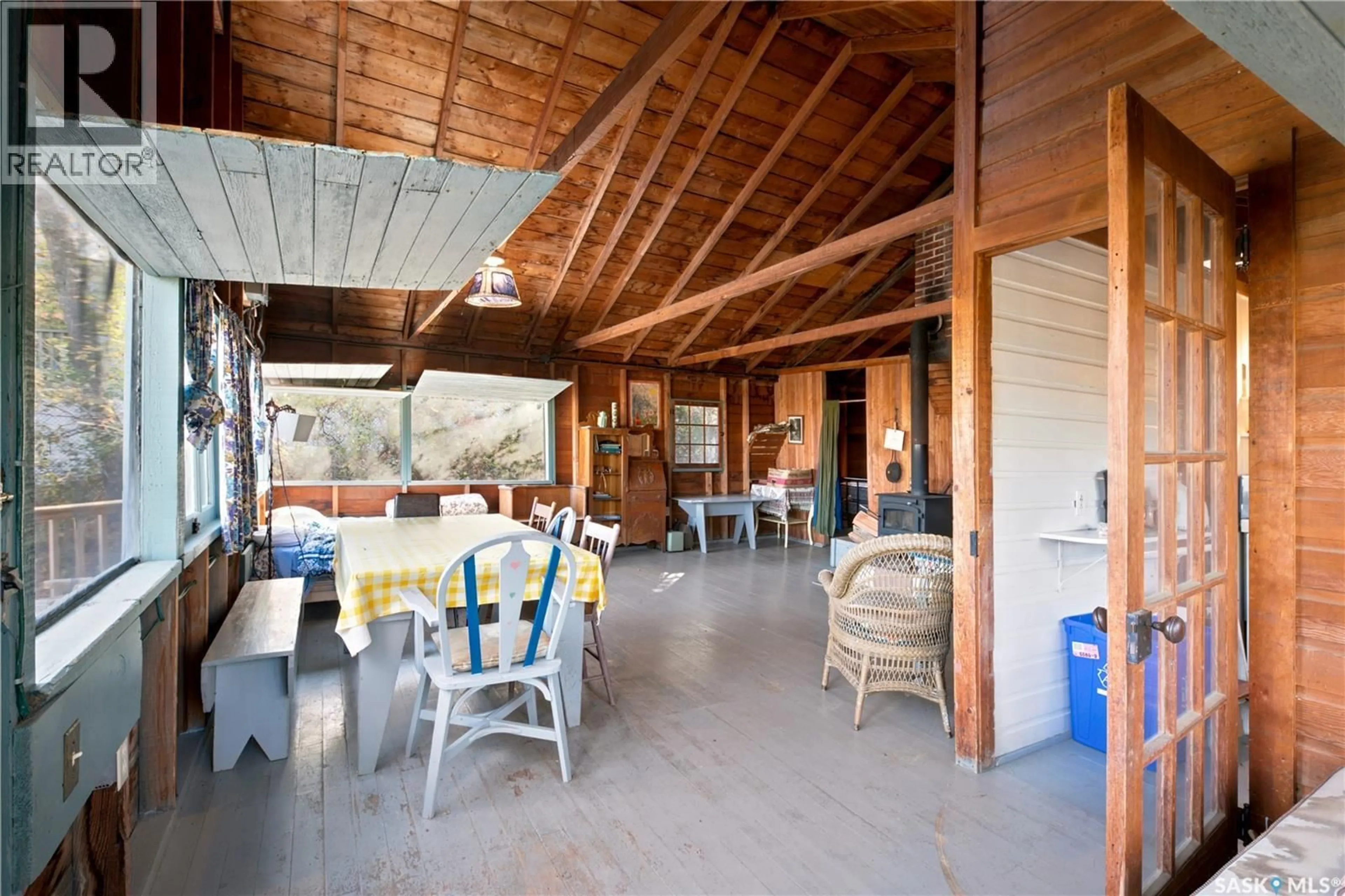 Patio, unknown for 18 SEBOLT LANE, Lumsden Beach Saskatchewan S0G4C0