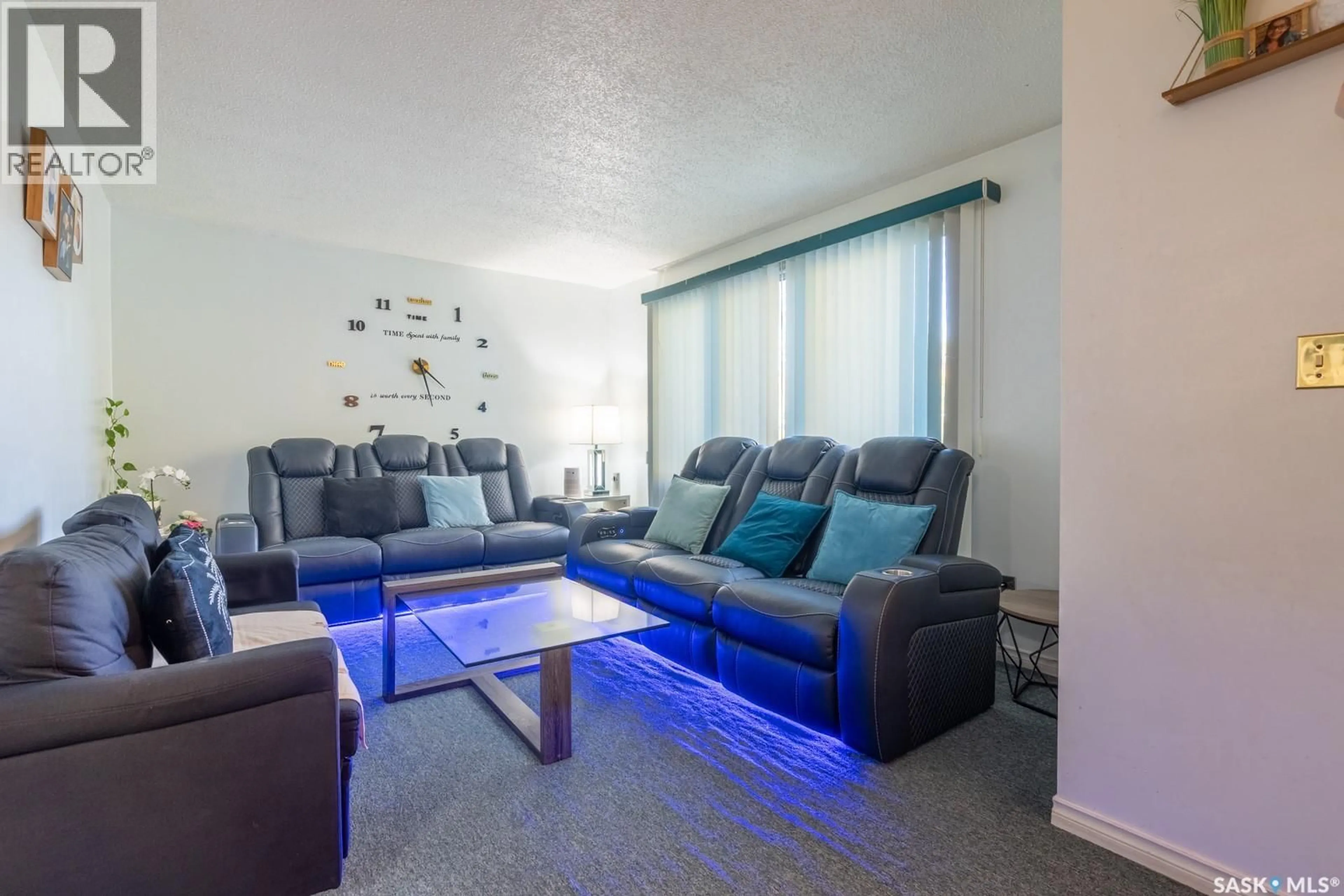 Living room with furniture, unknown for 364 OSLER STREET, Regina Saskatchewan S4R1V6