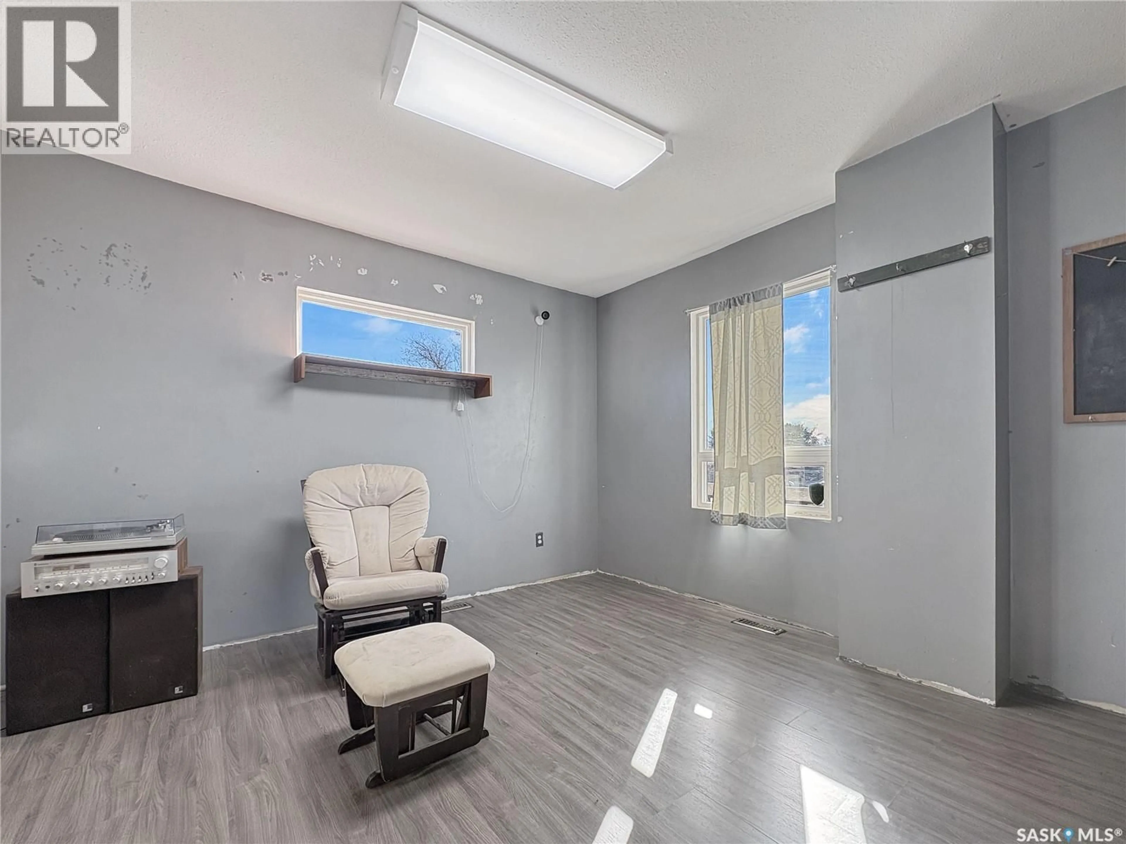 A pic of a room for 1001 MAIN STREET, Kinley Saskatchewan S0K0E2