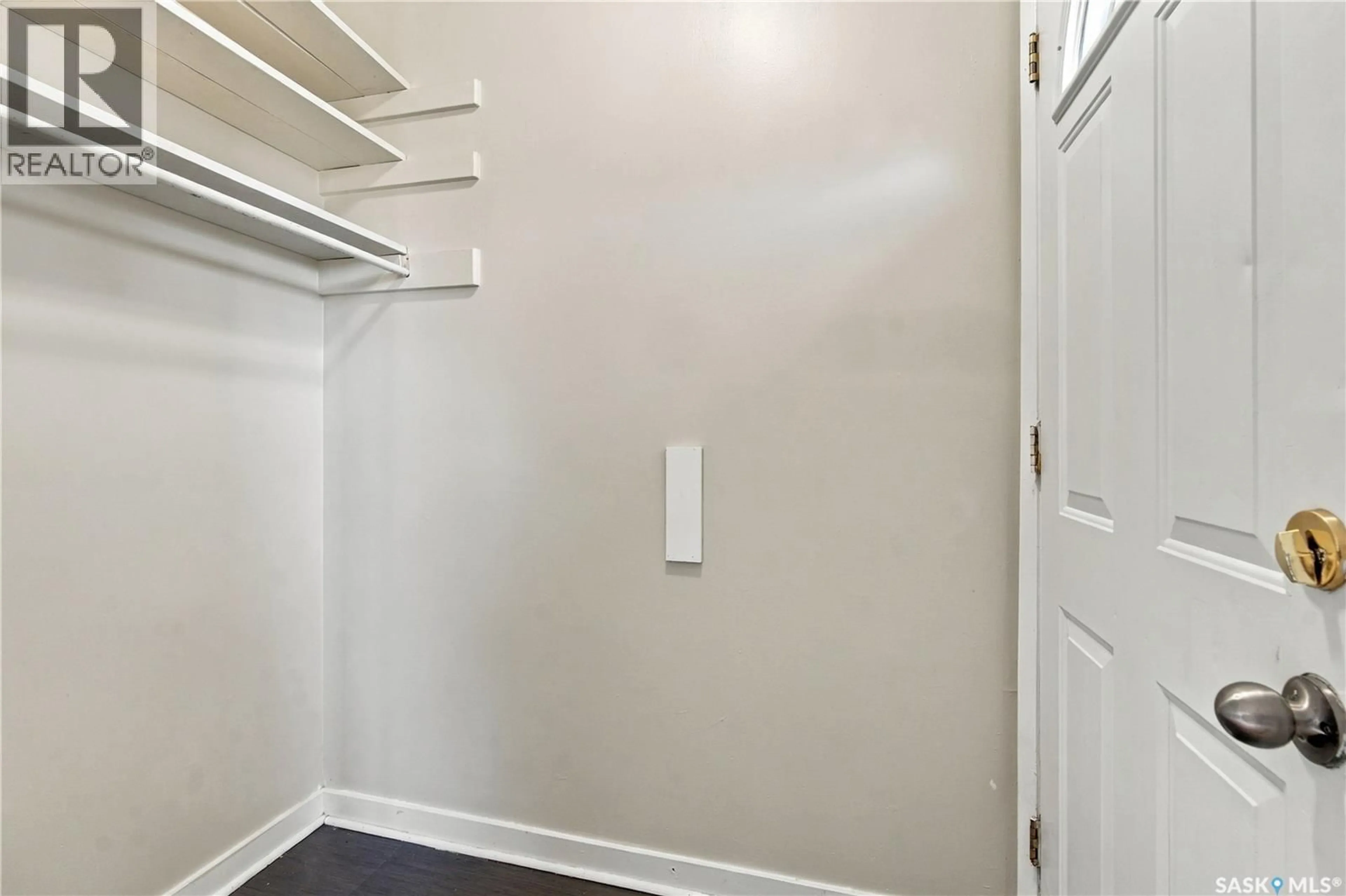 A pic of a room for 431 YORK STREET, Regina Saskatchewan S4R4W7