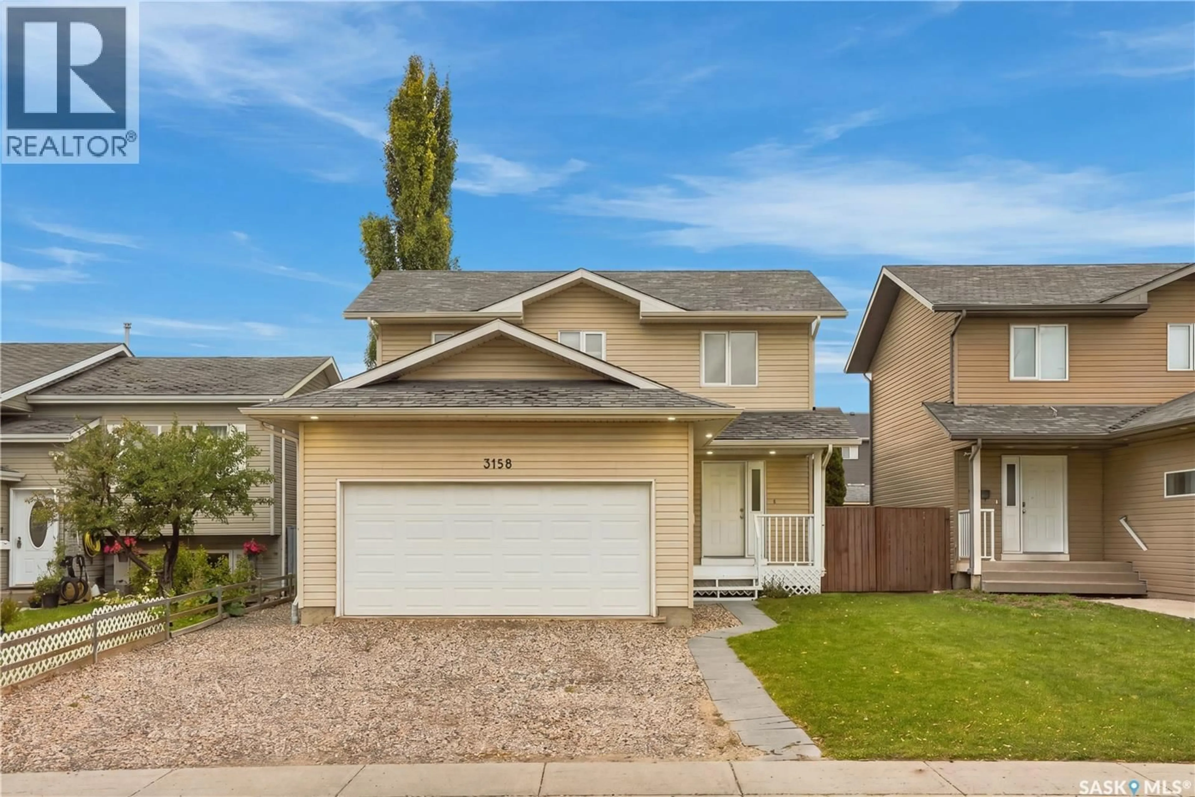 Home with vinyl exterior material, street for 3158 37TH STREET, Saskatoon Saskatchewan S7L7C8