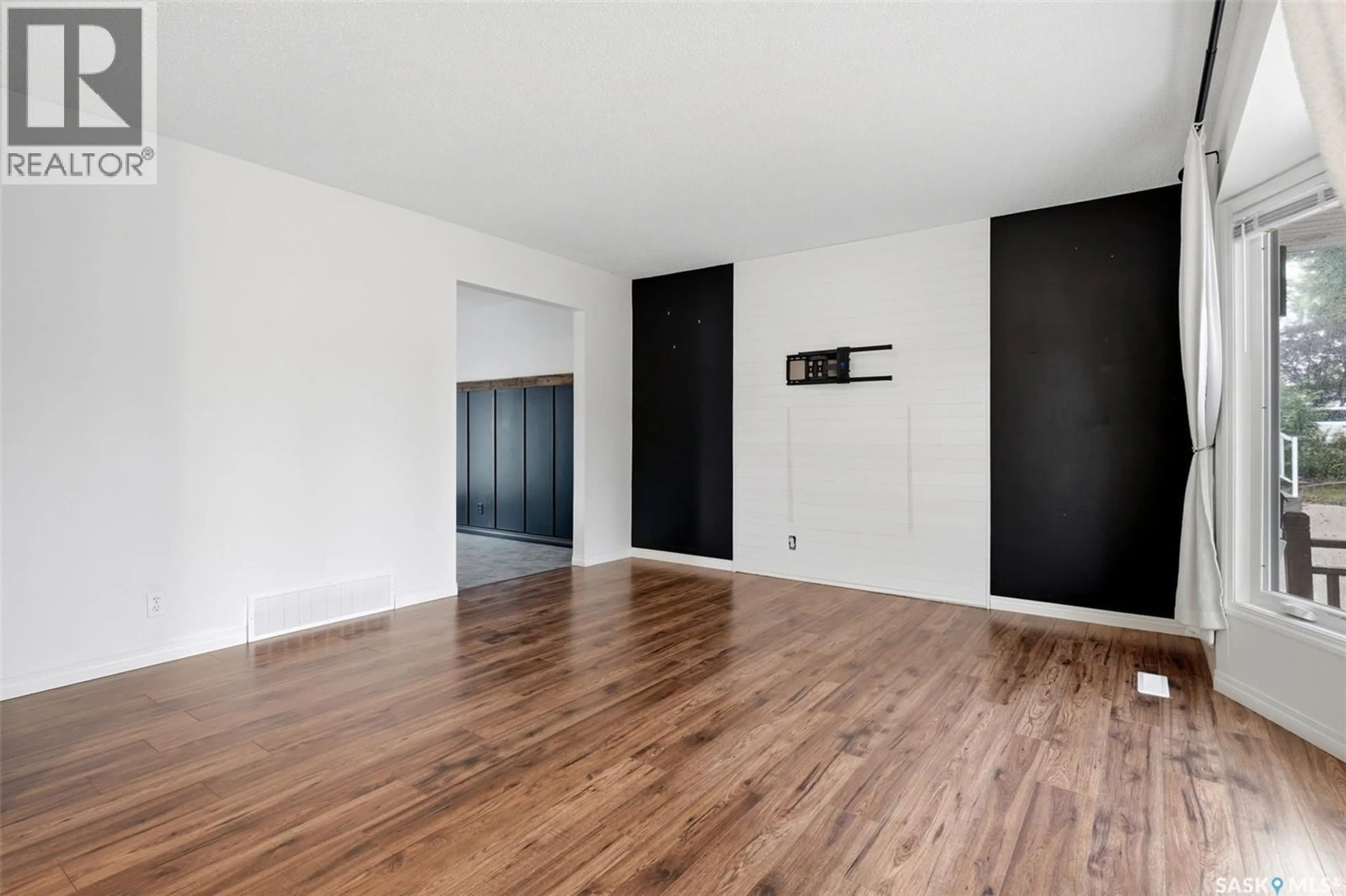 A pic of a room for 726 MCINTOSH STREET, Regina Saskatchewan S4R5Z4