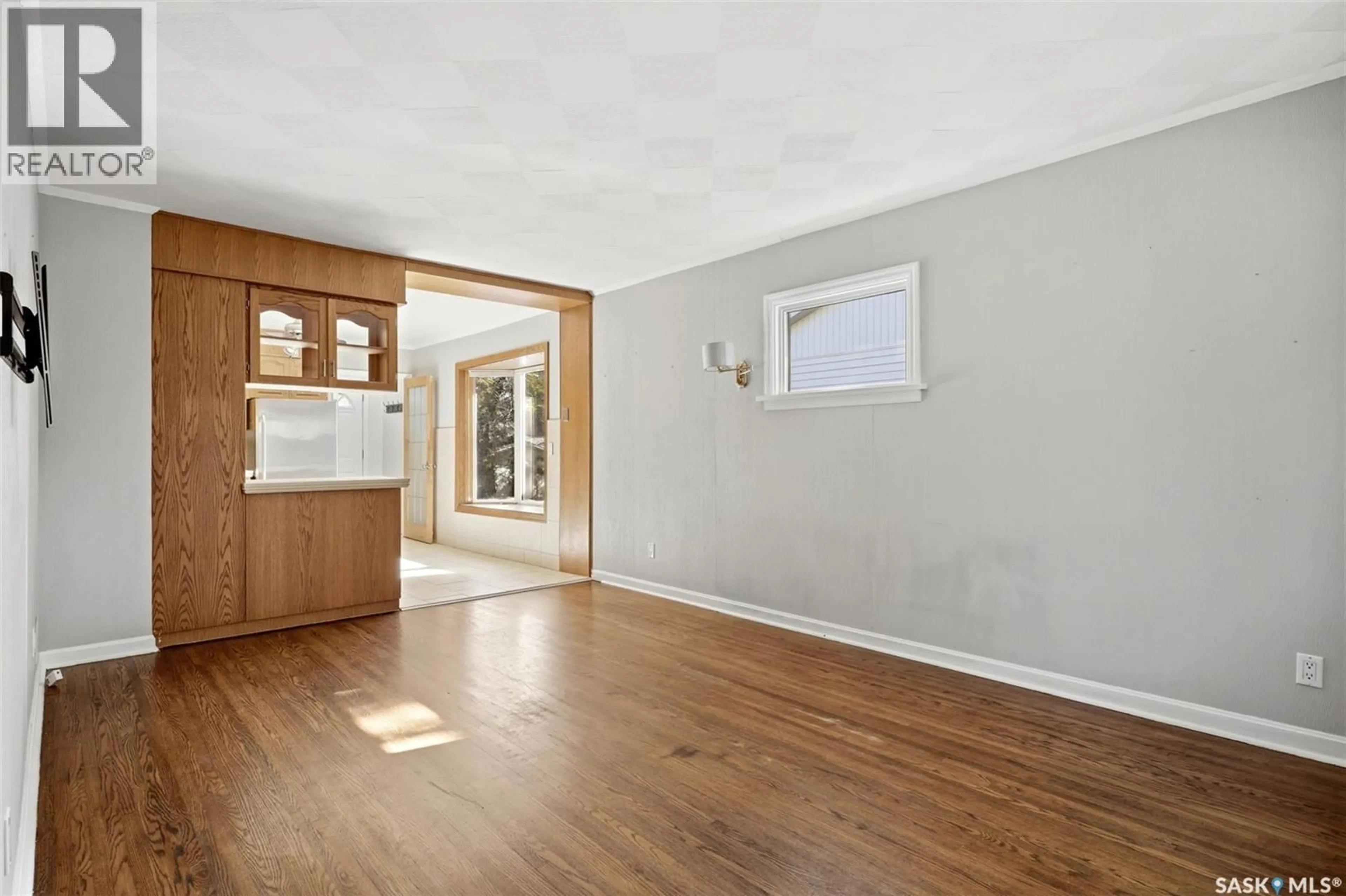 A pic of a room for 2751 MACKAY STREET, Regina Saskatchewan S4N2T8