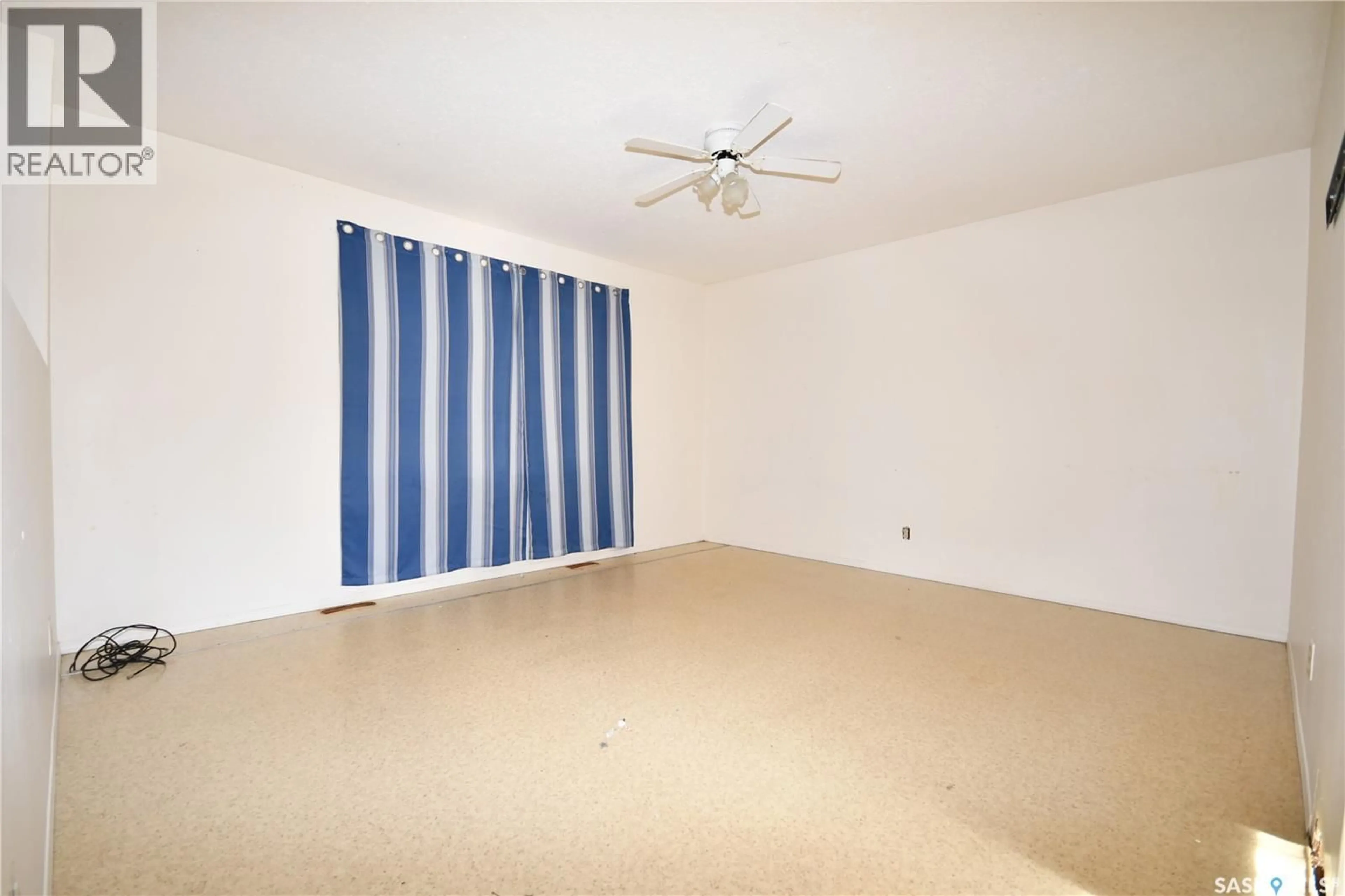 A pic of a room for 811 MAIN STREET, Big River Saskatchewan S0J0E0