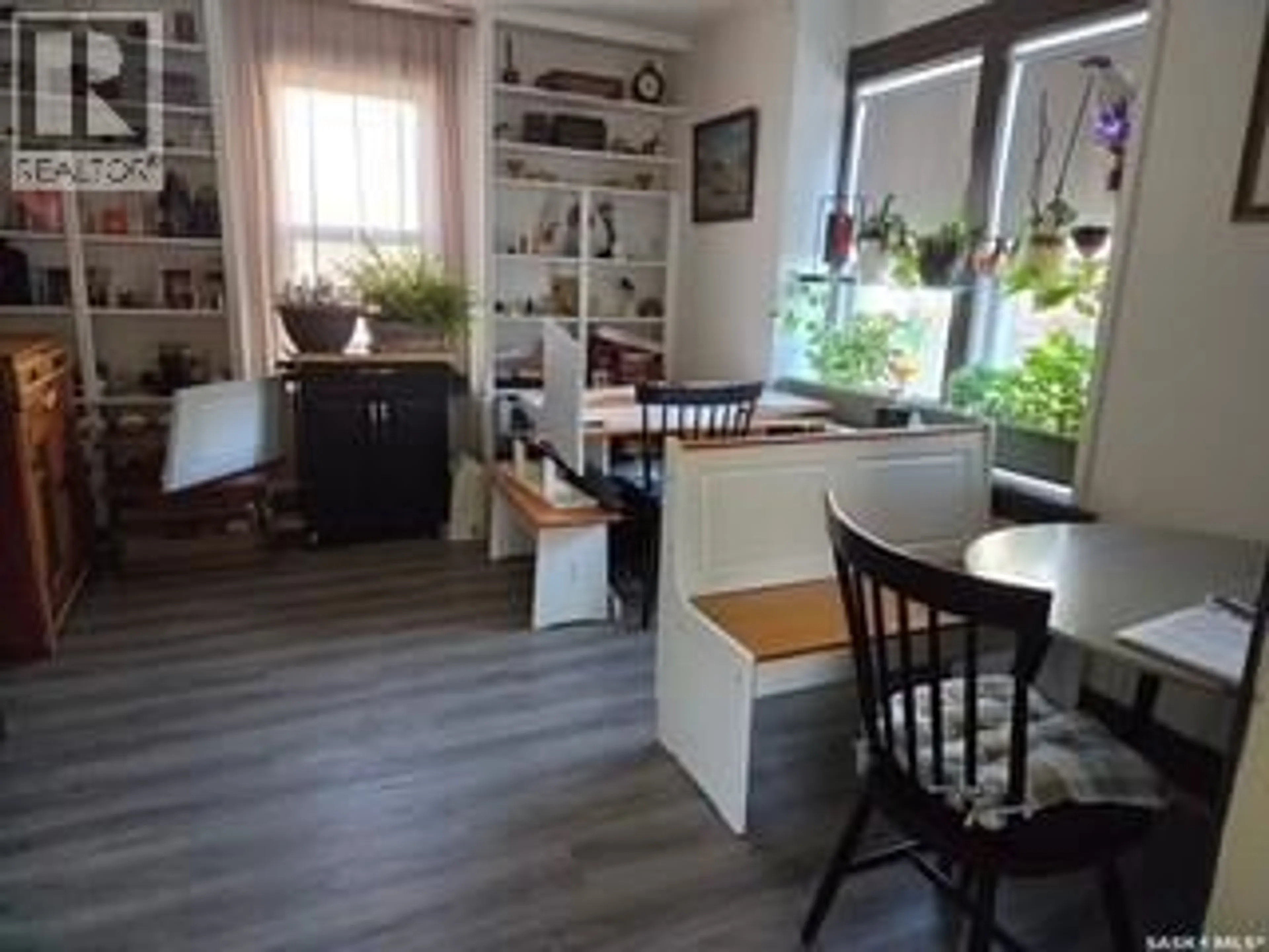 Dining room, unknown for 312 32ND STREET, Battleford Saskatchewan S0M0E0