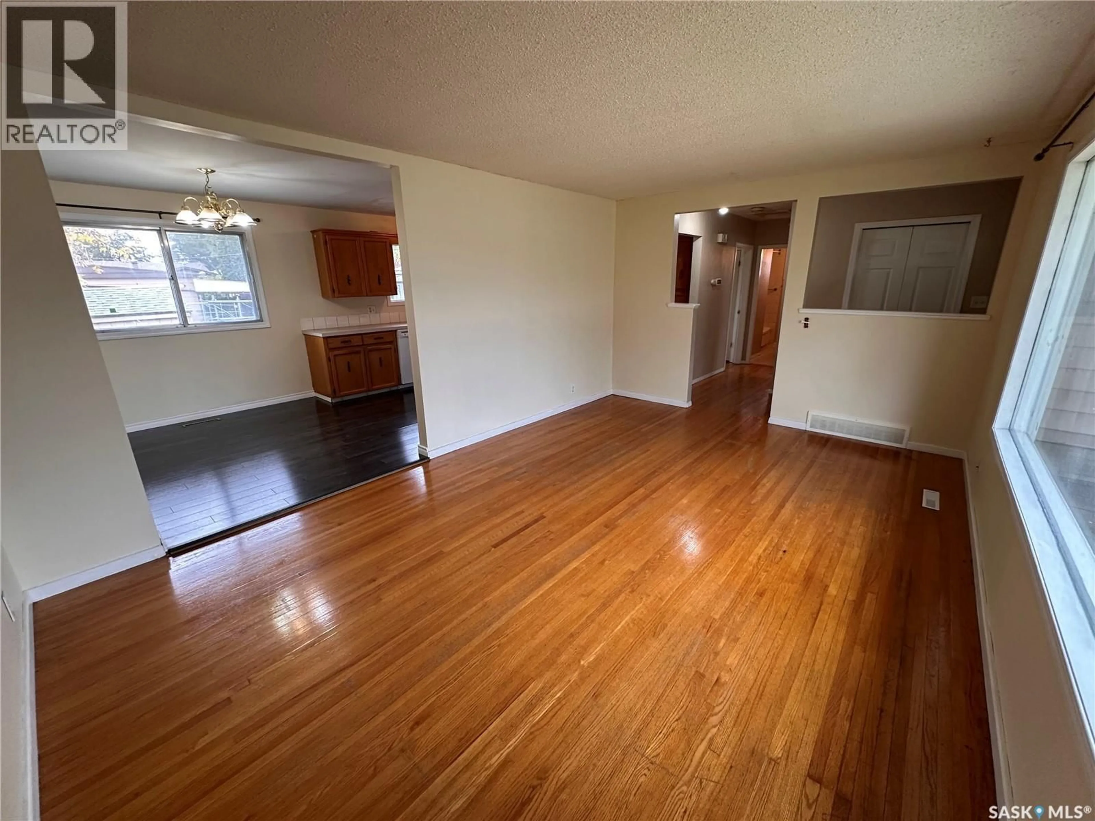 A pic of a room for 700 FORGET STREET, Regina Saskatchewan S4T4X2