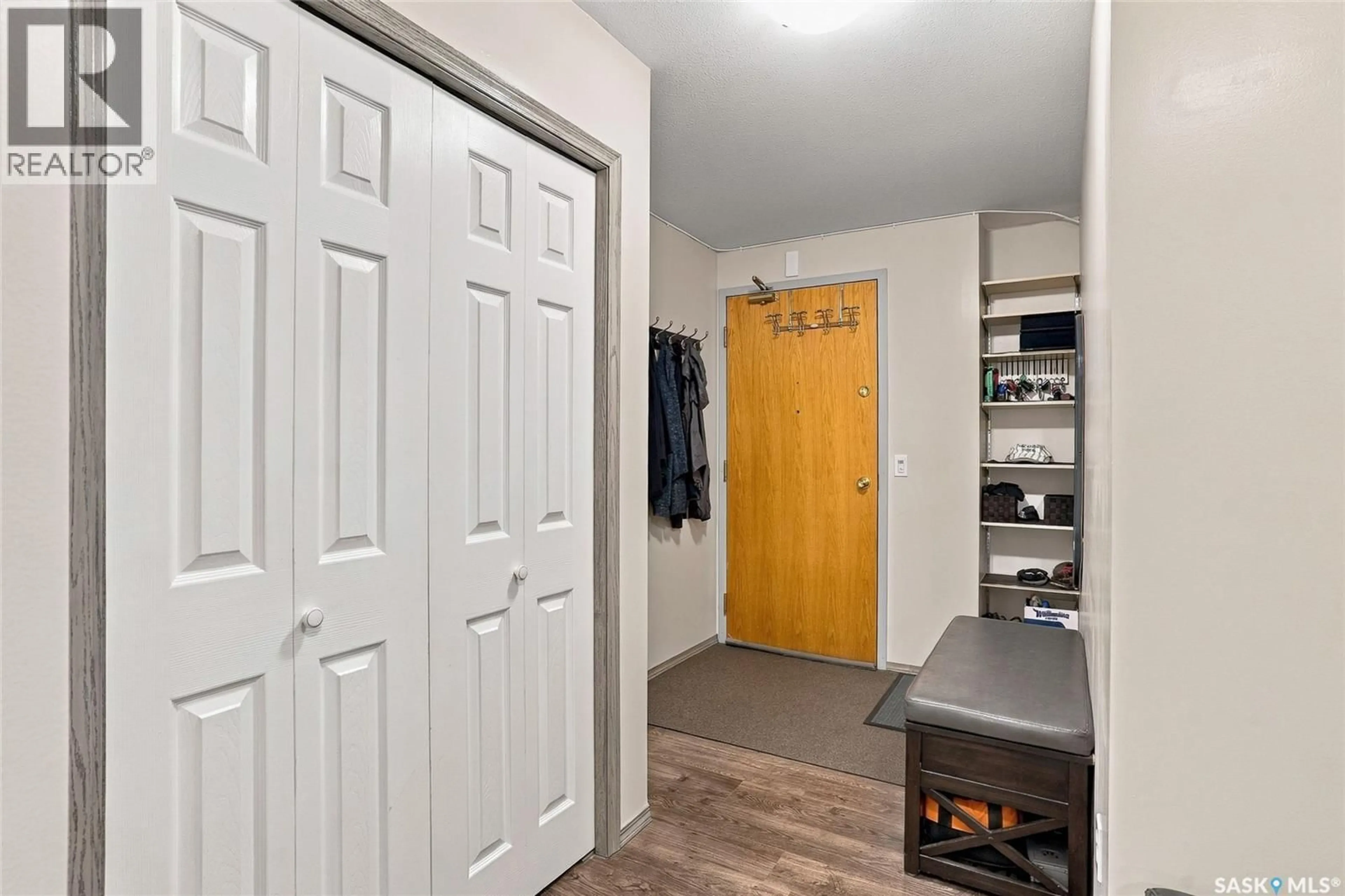 Indoor entryway for 214 - 204 ROSS AVENUE, Dalmeny Saskatchewan S0K1E0
