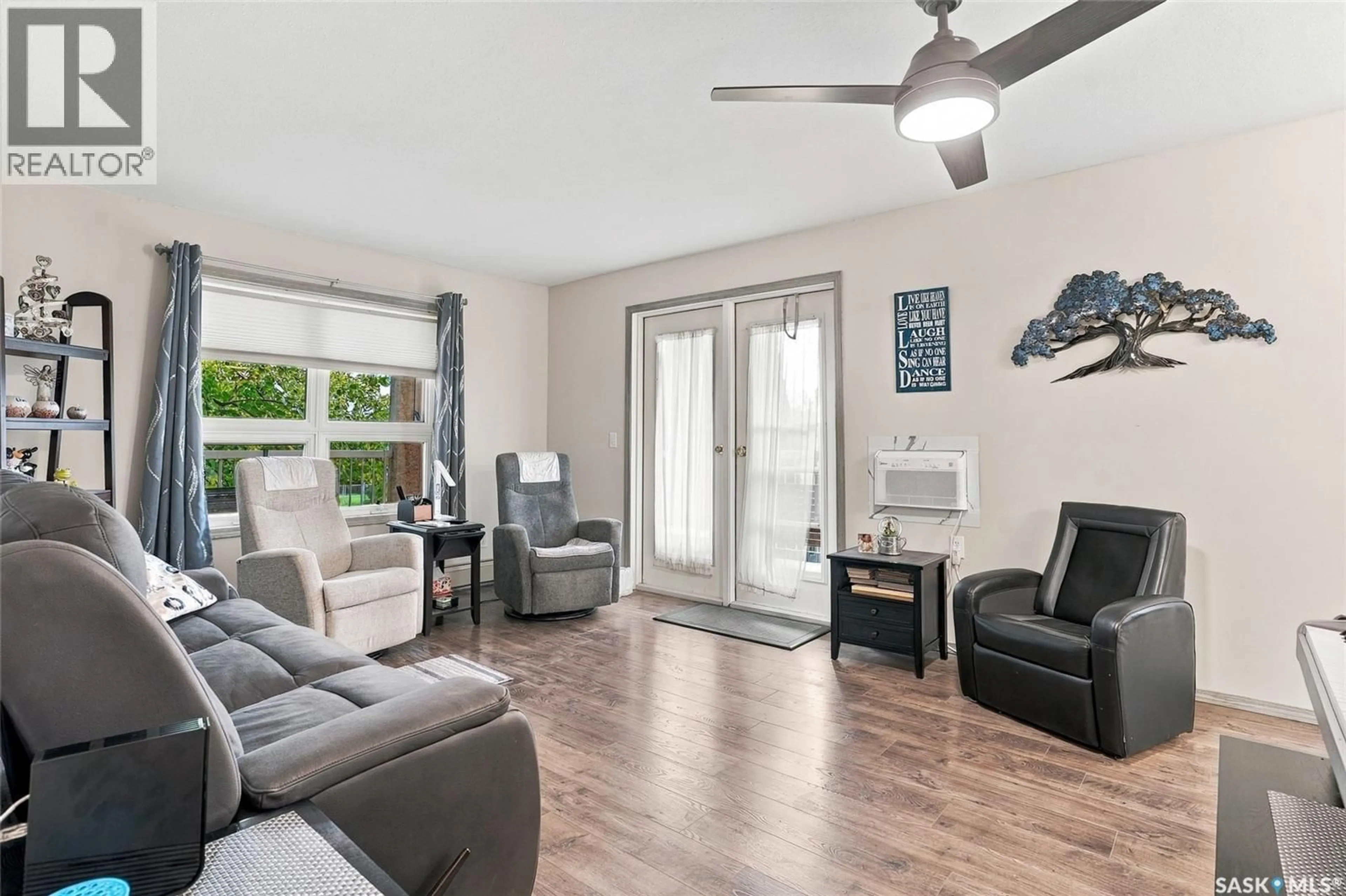 Living room with furniture, unknown for 214 - 204 ROSS AVENUE, Dalmeny Saskatchewan S0K1E0