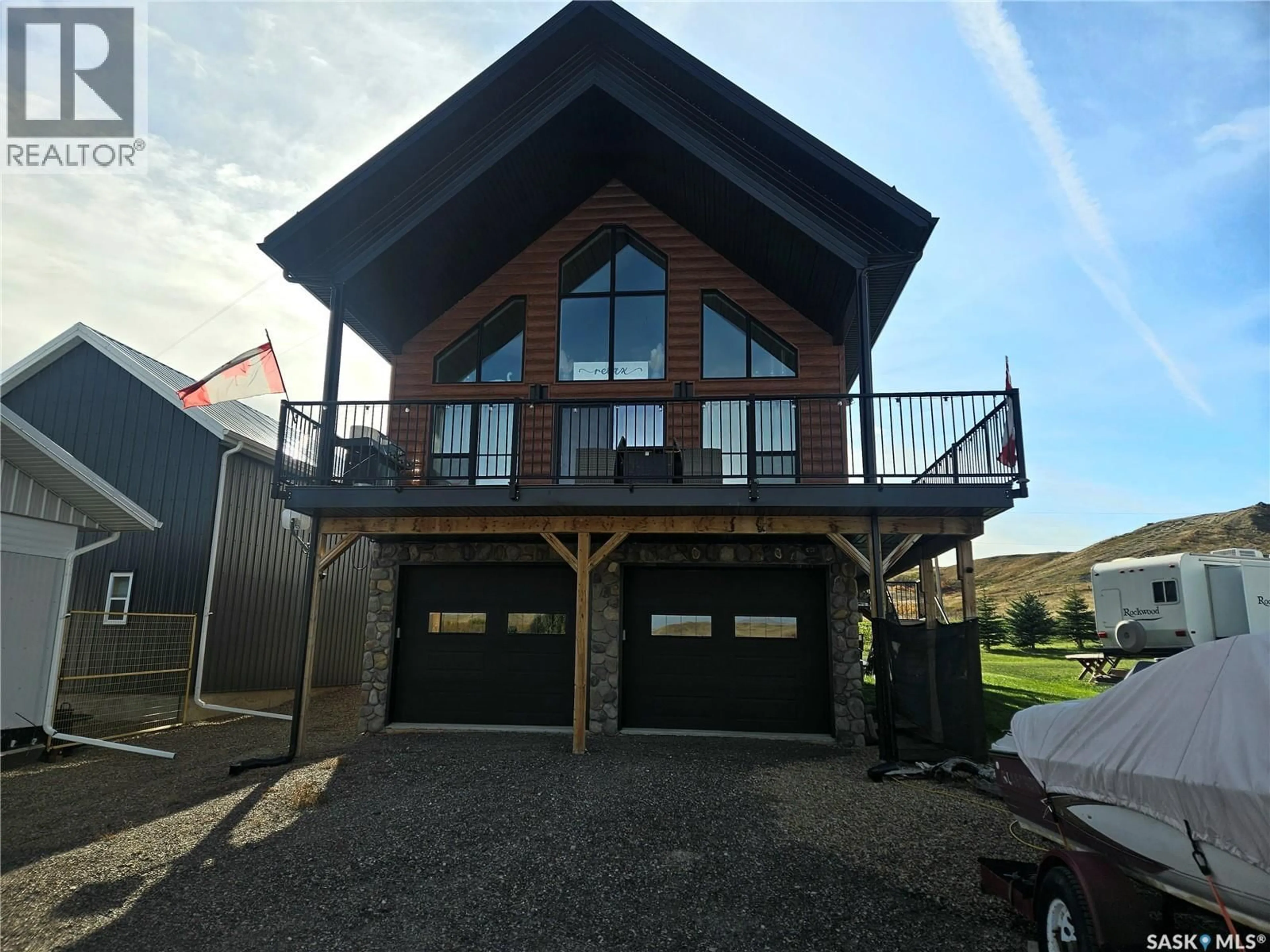 Indoor garage for 203 HILLCREST PLACE, Lac Pelletier Rm No. 107 Saskatchewan S0N2Y0