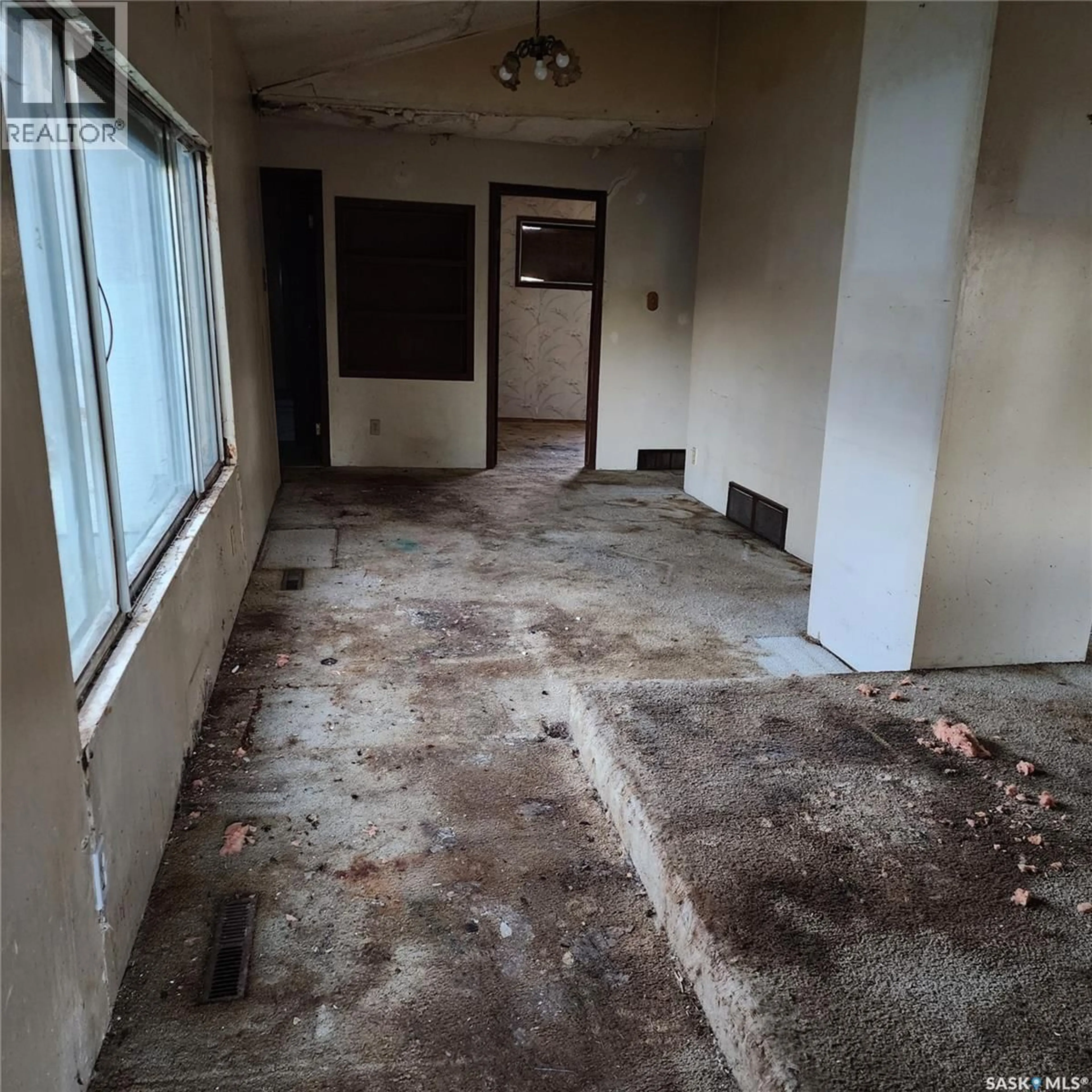 Unknown for 818 RETALLACK STREET, Regina Saskatchewan S4T2G8