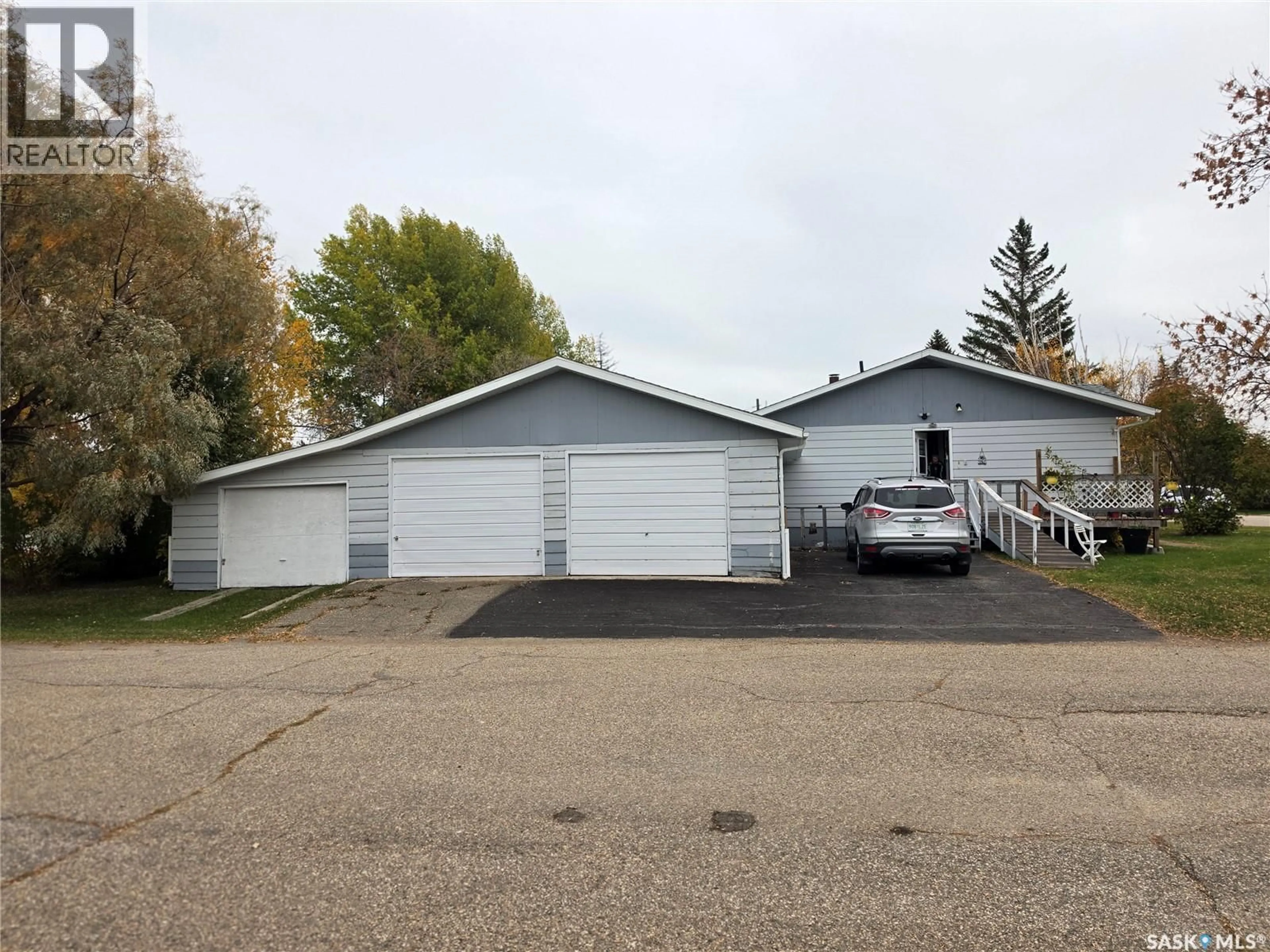Unknown for 601 2ND AVENUE, Raymore Saskatchewan S0A3J0
