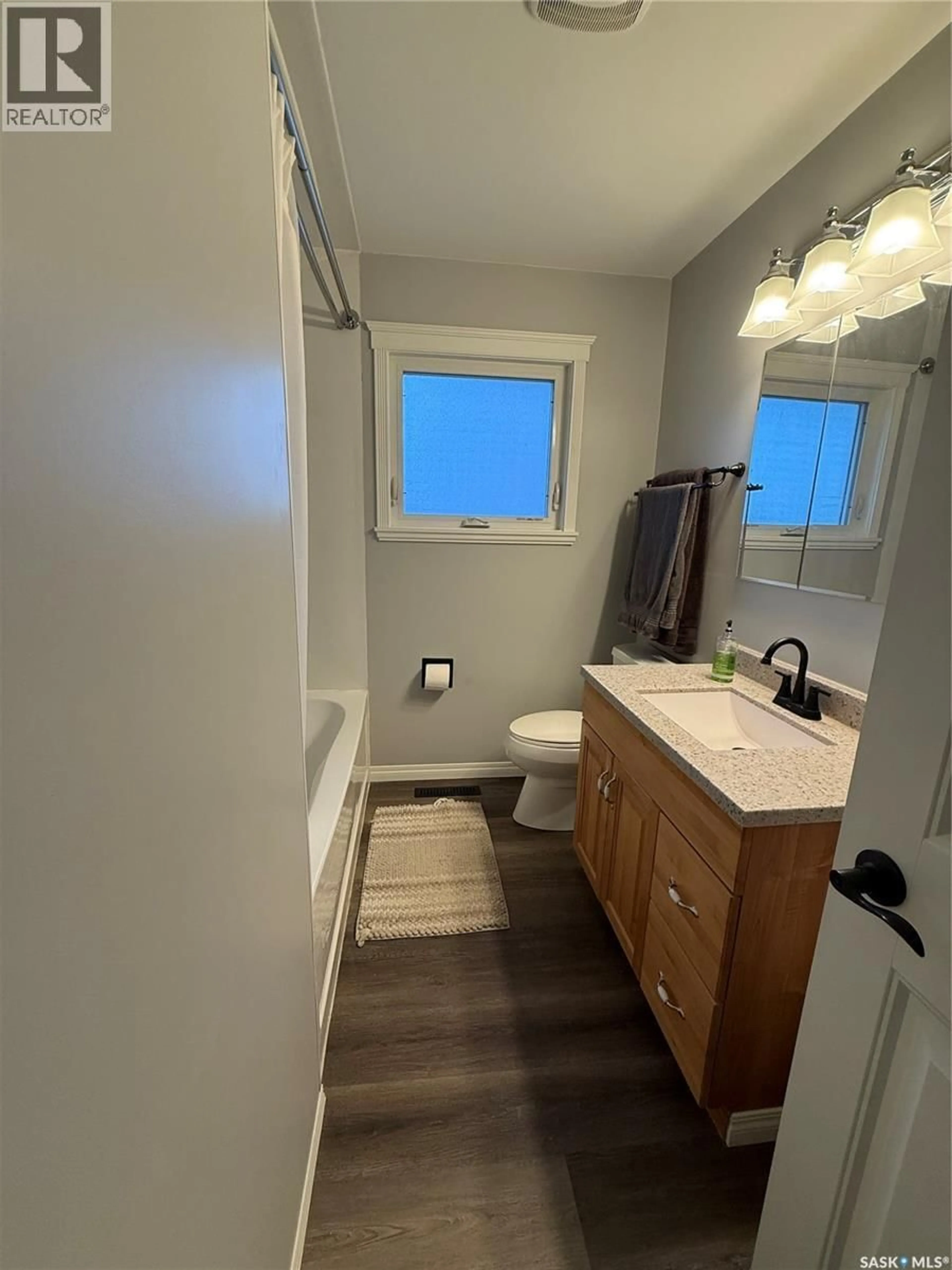A pic of a room for 801 LORNE STREET, Swift Current Saskatchewan S9H0J8