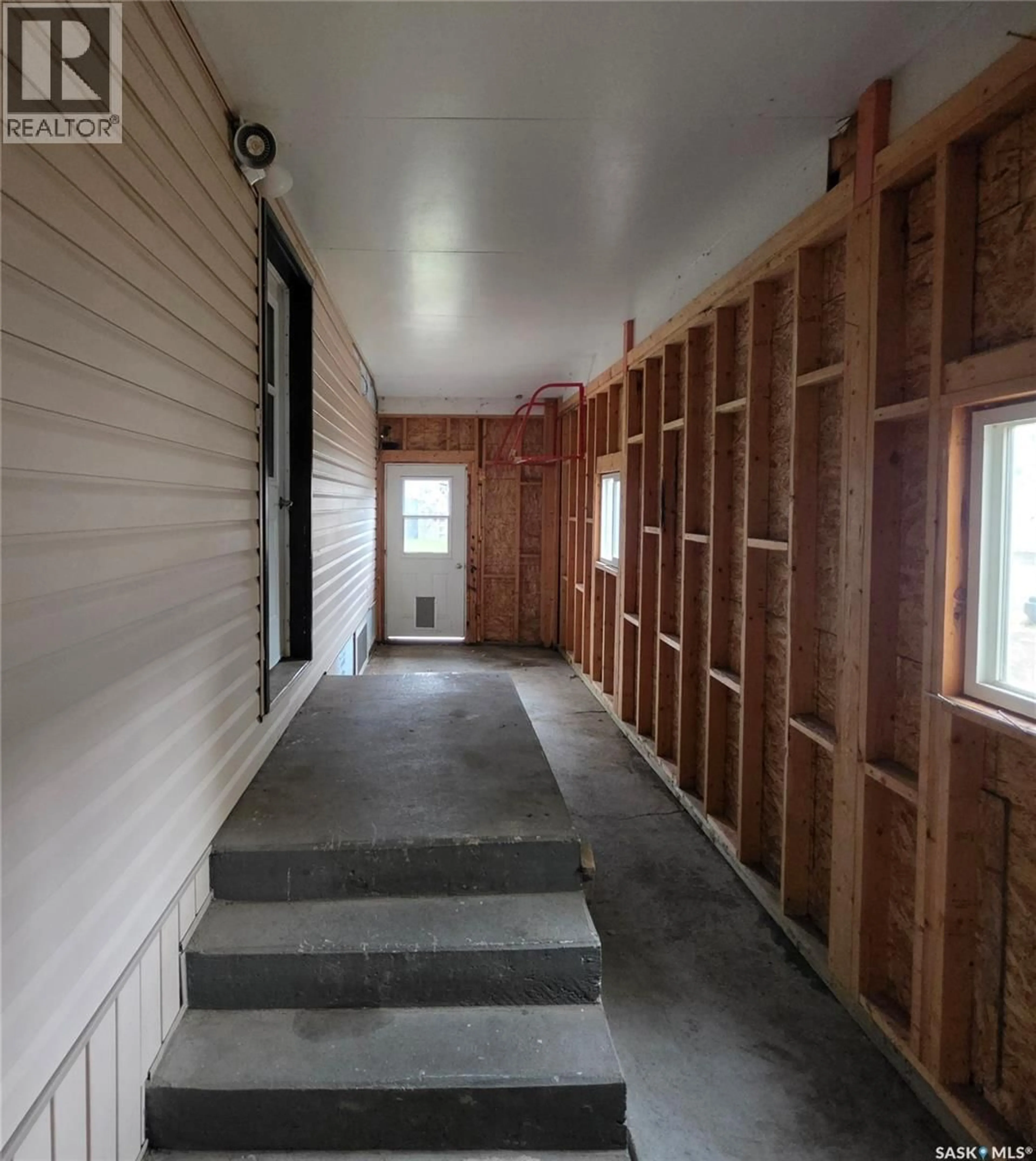 Unknown for 332 1ST AVENUE, Preeceville Saskatchewan S0A3B0