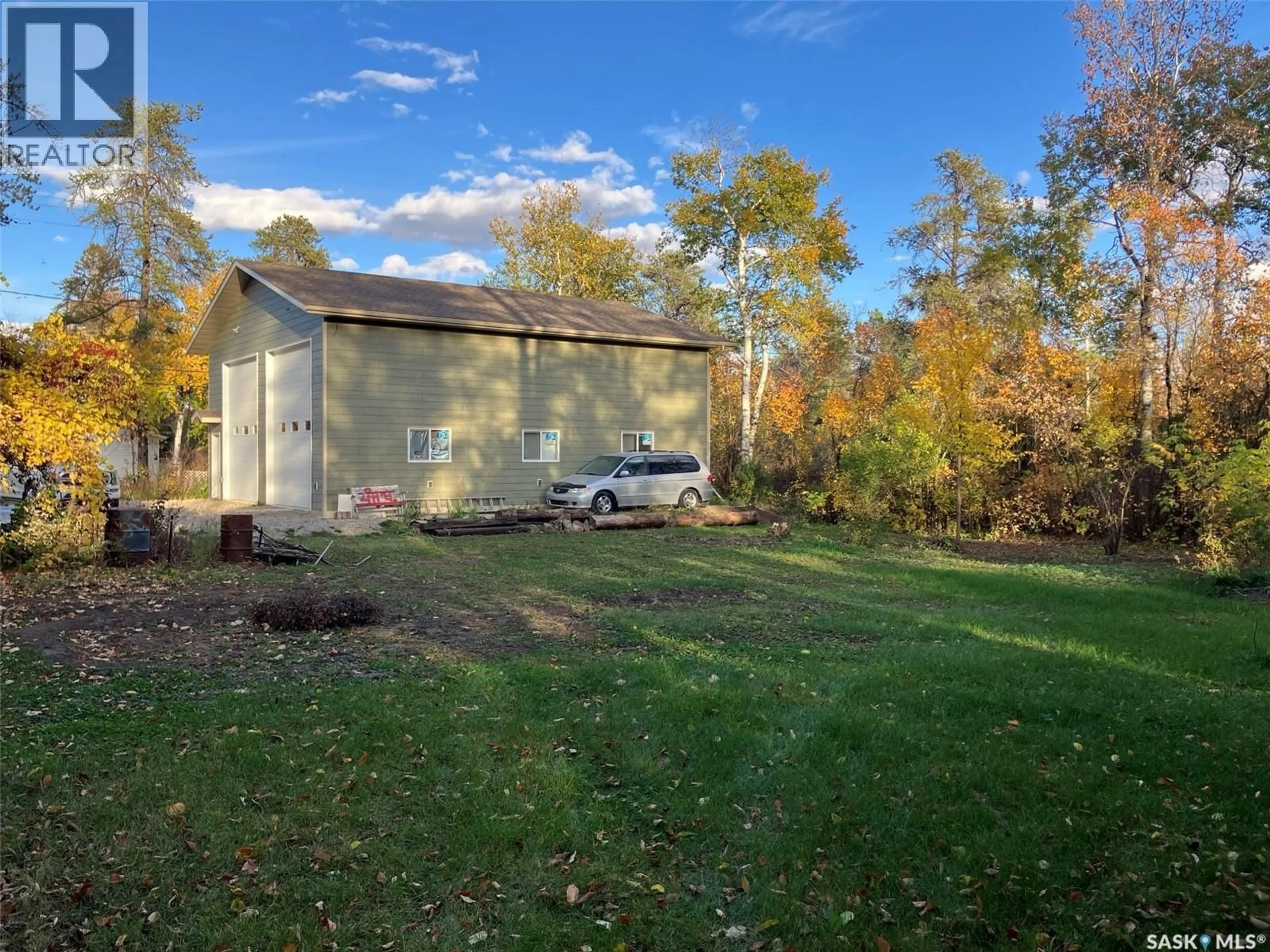 A pic from outside/outdoor area/front of a property/back of a property/a pic from drone, unknown for 505 CENTRE STREET, Nipawin Saskatchewan S0E1E0