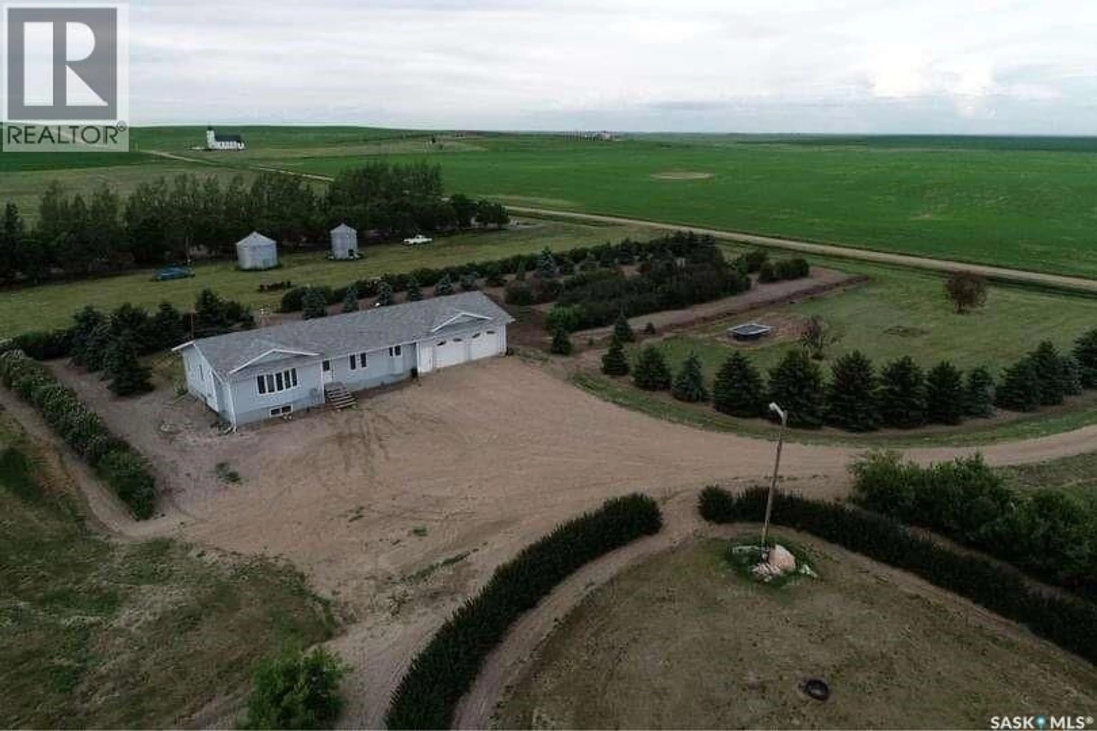 A pic from outside/outdoor area/front of a property/back of a property/a pic from drone, building for 105 SE-01-11 W3, Glen Bain Rm No. 105 Saskatchewan S0H1X0