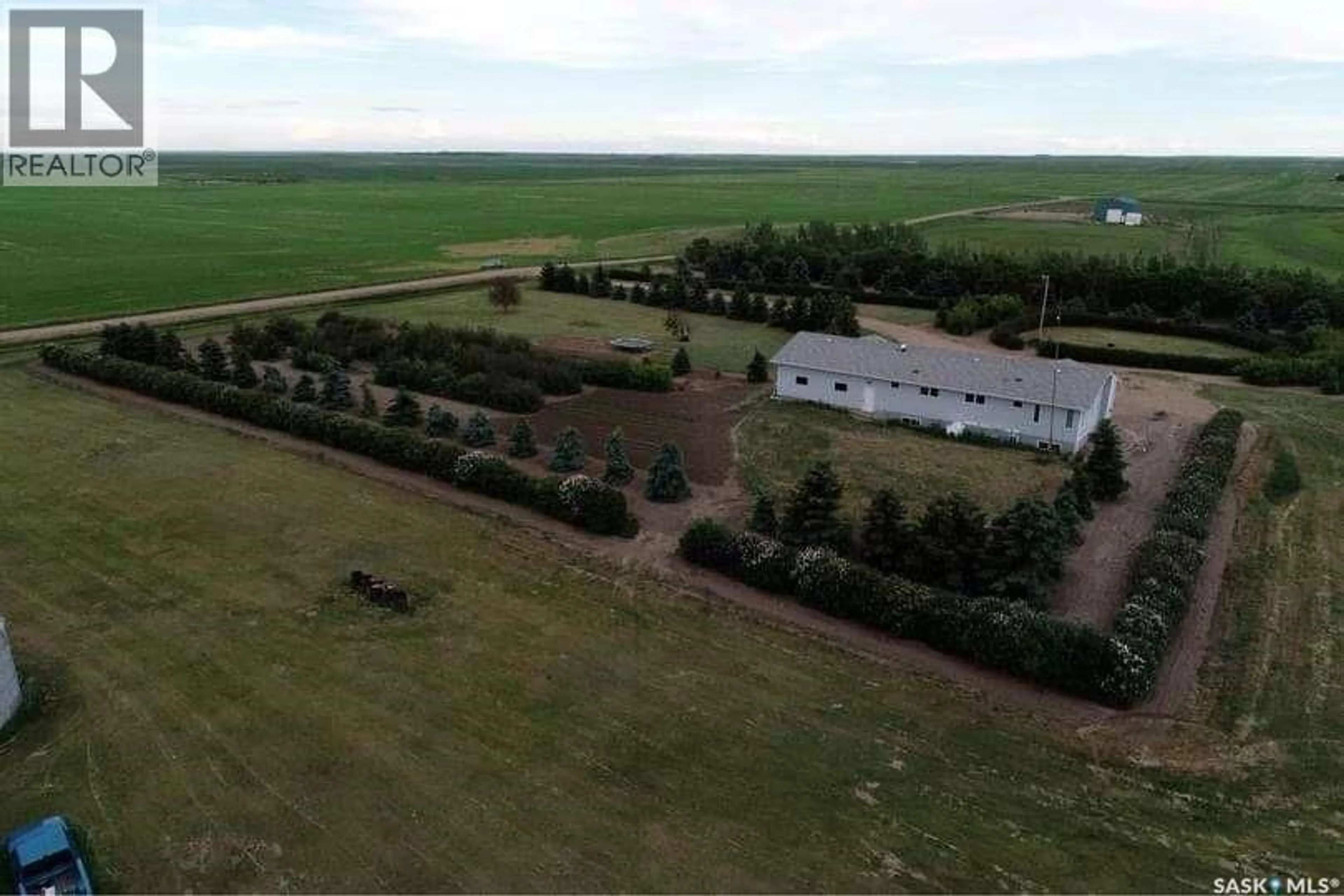 A pic from outside/outdoor area/front of a property/back of a property/a pic from drone, building for 105 SE-01-11 W3, Glen Bain Rm No. 105 Saskatchewan S0H1X0