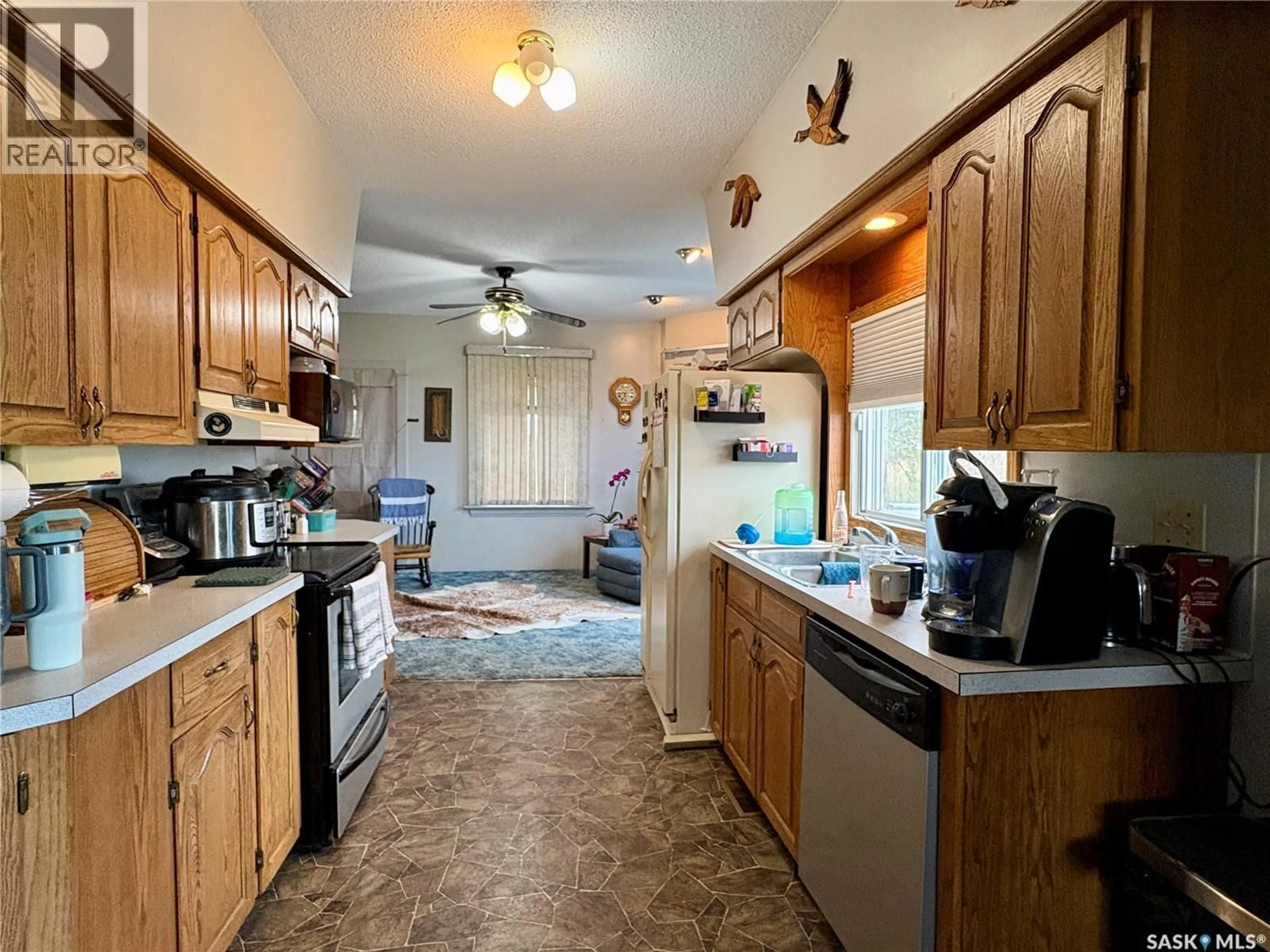 Standard kitchen, ceramic/tile floor for 10 LACADENA ACRES, Lacadena Rm No. 228 Saskatchewan S0L1T0