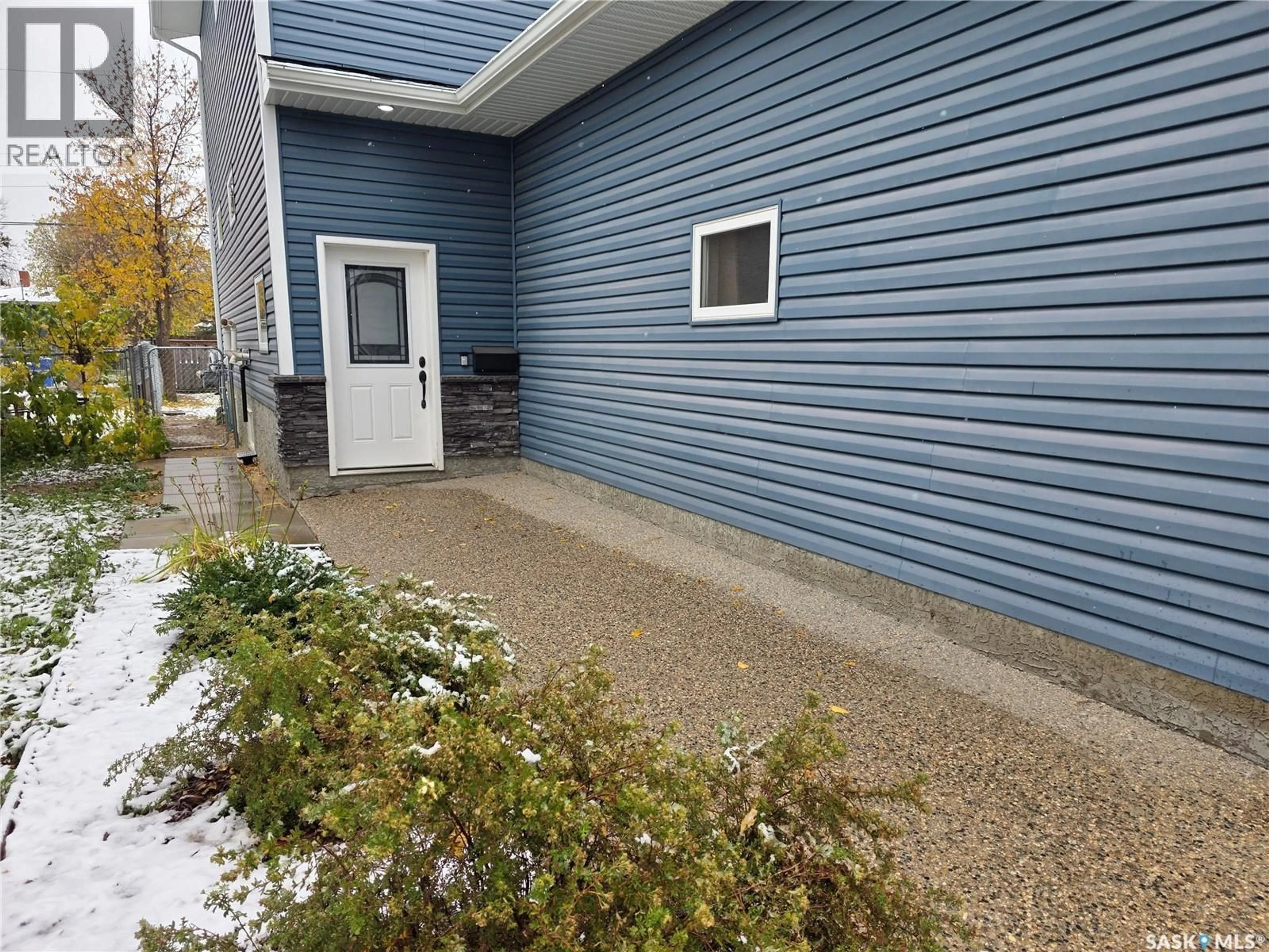 Unknown for 902 CONNAUGHT STREET, Regina Saskatchewan S4T0W9