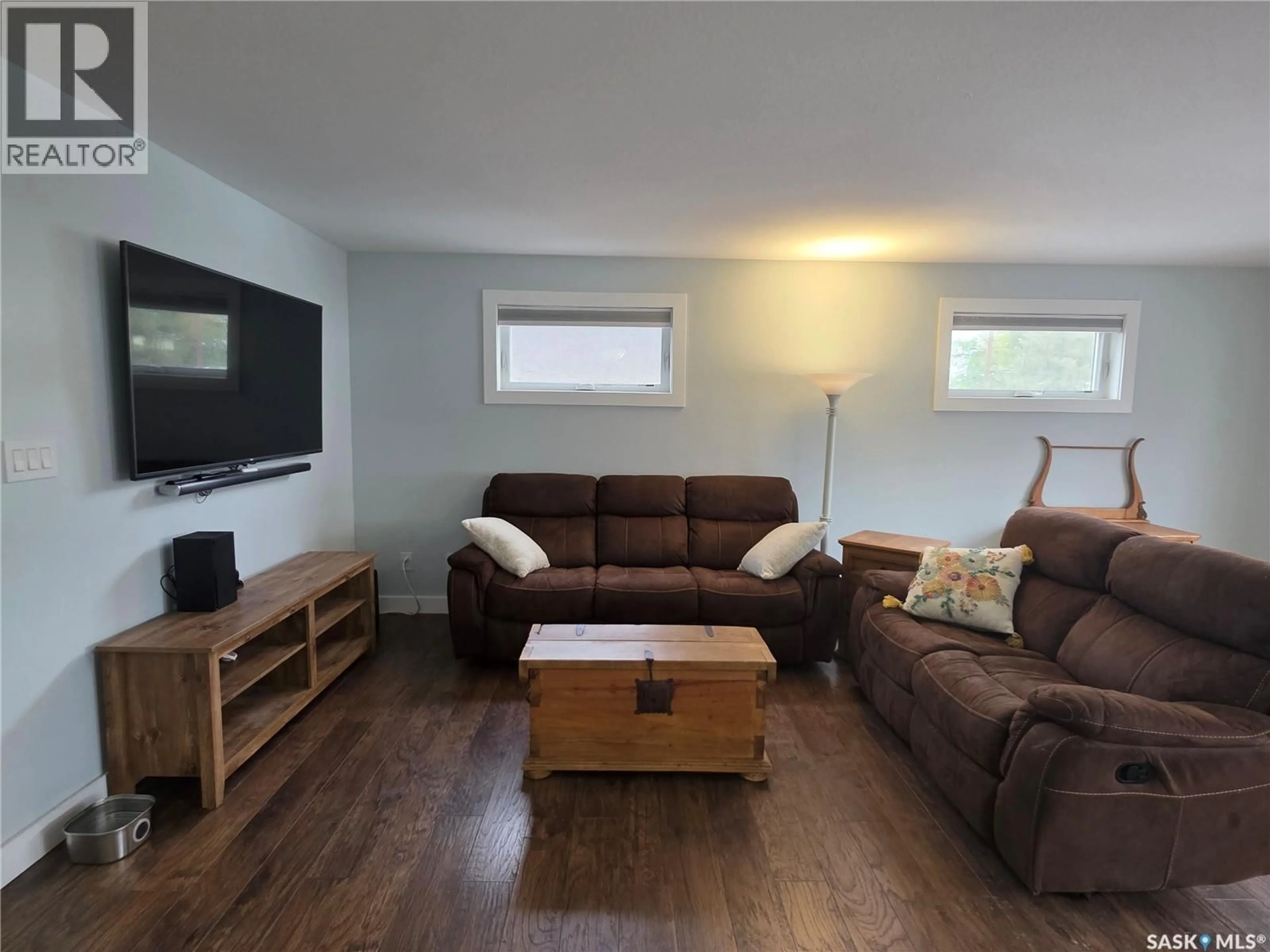 Unknown for 902 CONNAUGHT STREET, Regina Saskatchewan S4T0W9