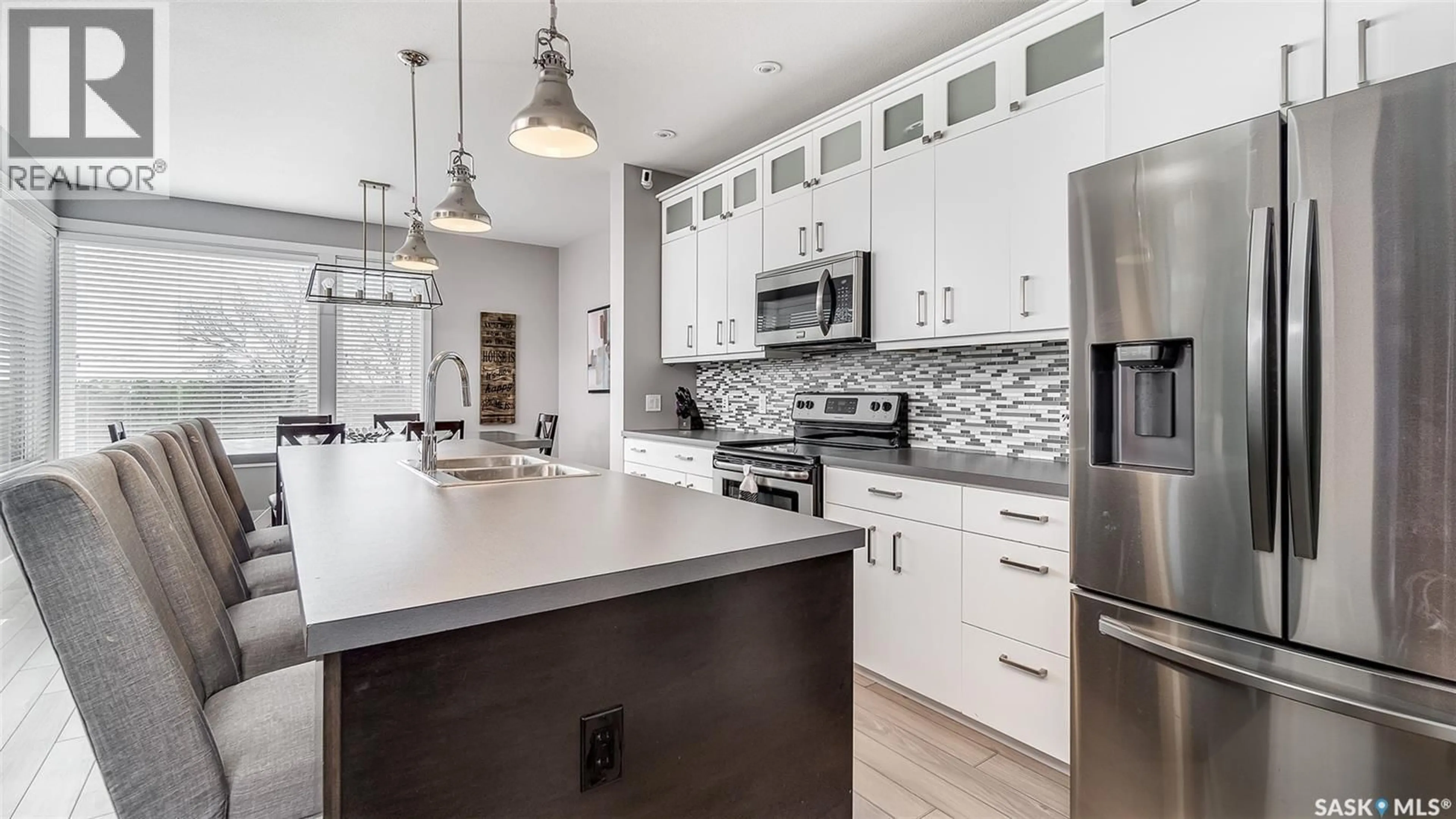 Open concept kitchen, unknown for 1024 HOCHELAGA STREET, Moose Jaw Saskatchewan S6H2H9
