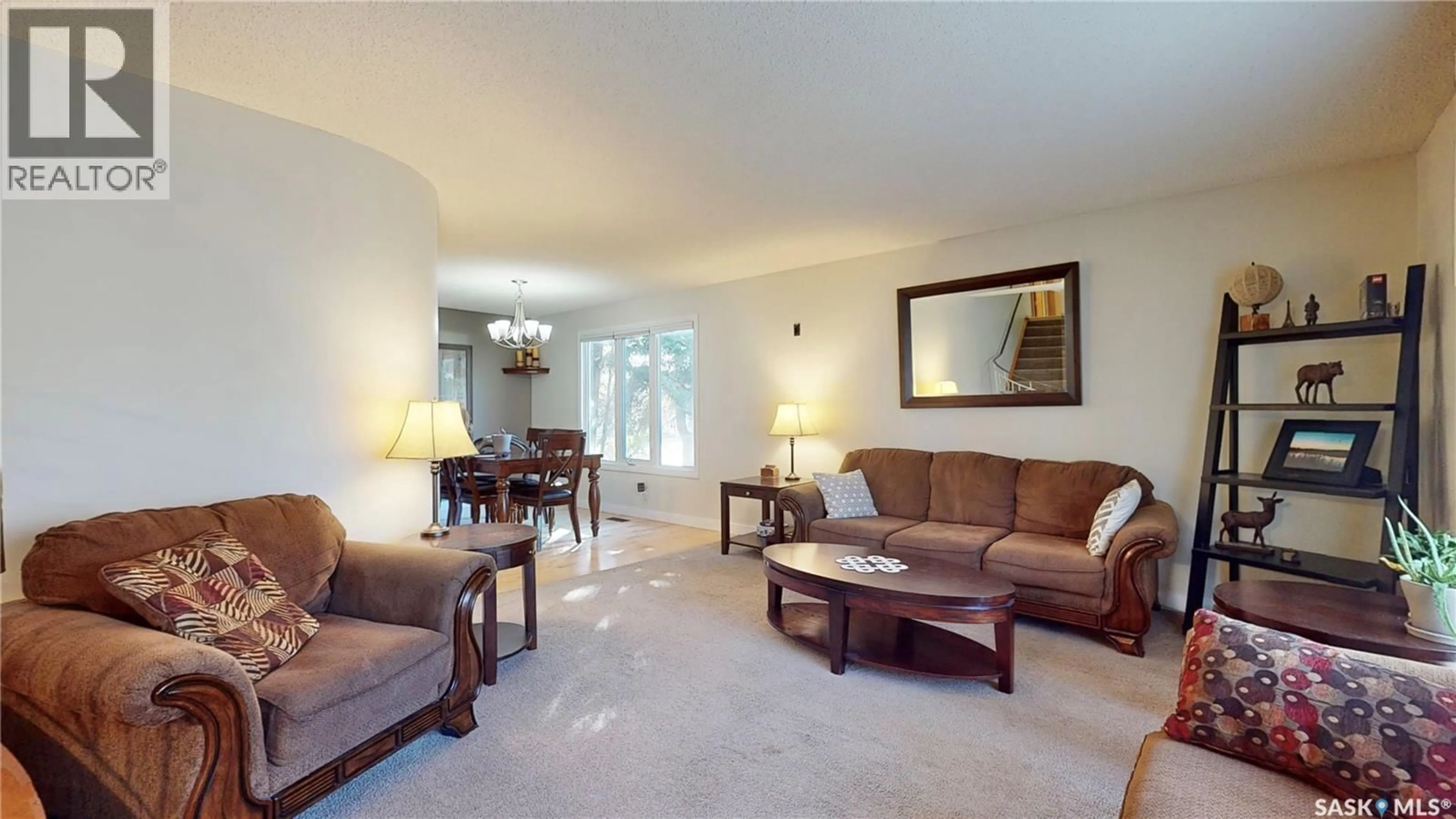 Living room with furniture, unknown for 353 LOCKWOOD ROAD, Regina Saskatchewan S4S6E5