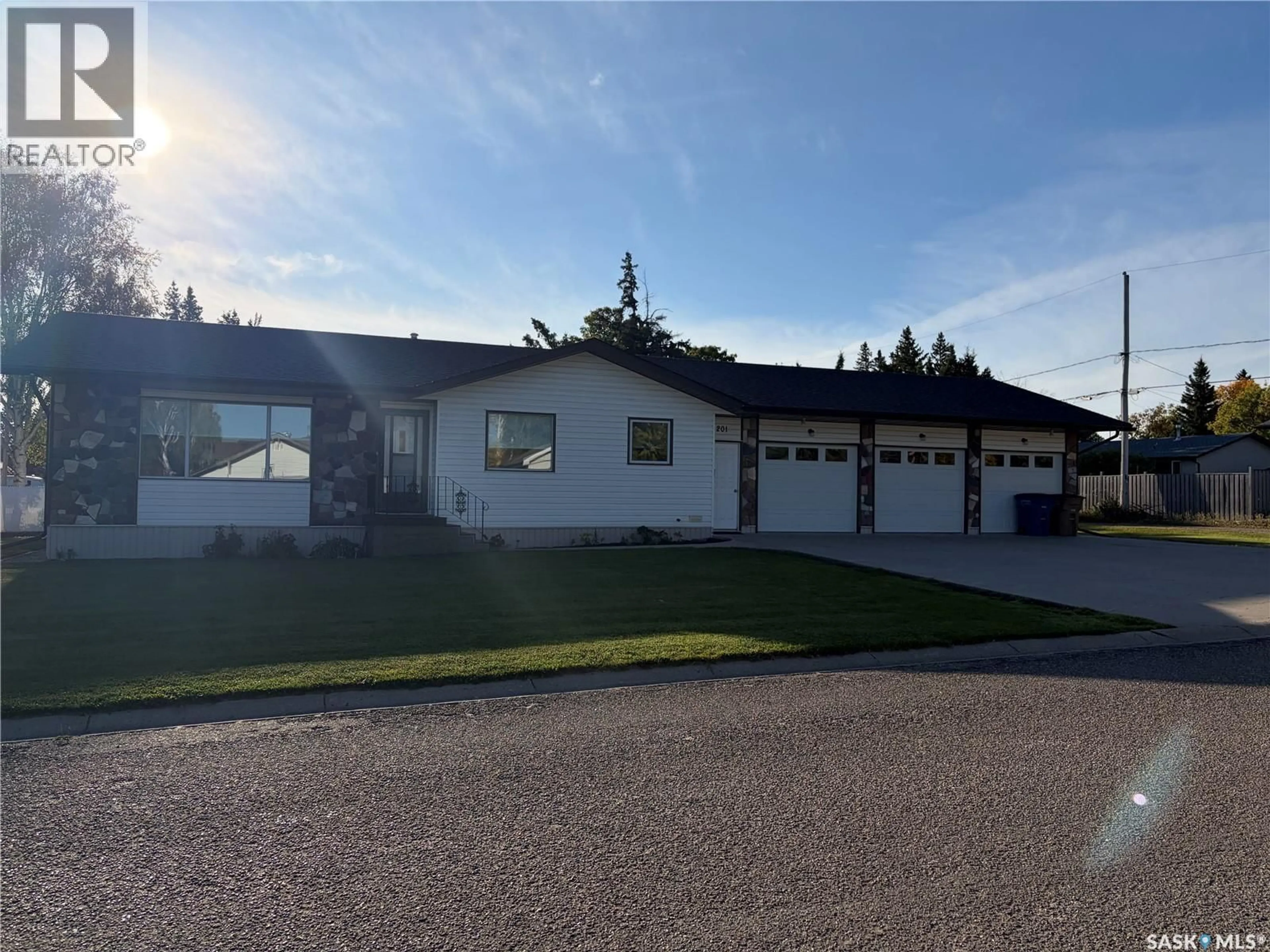 Unknown for 201 1ST STREET, Kelvington Saskatchewan S0A1W0