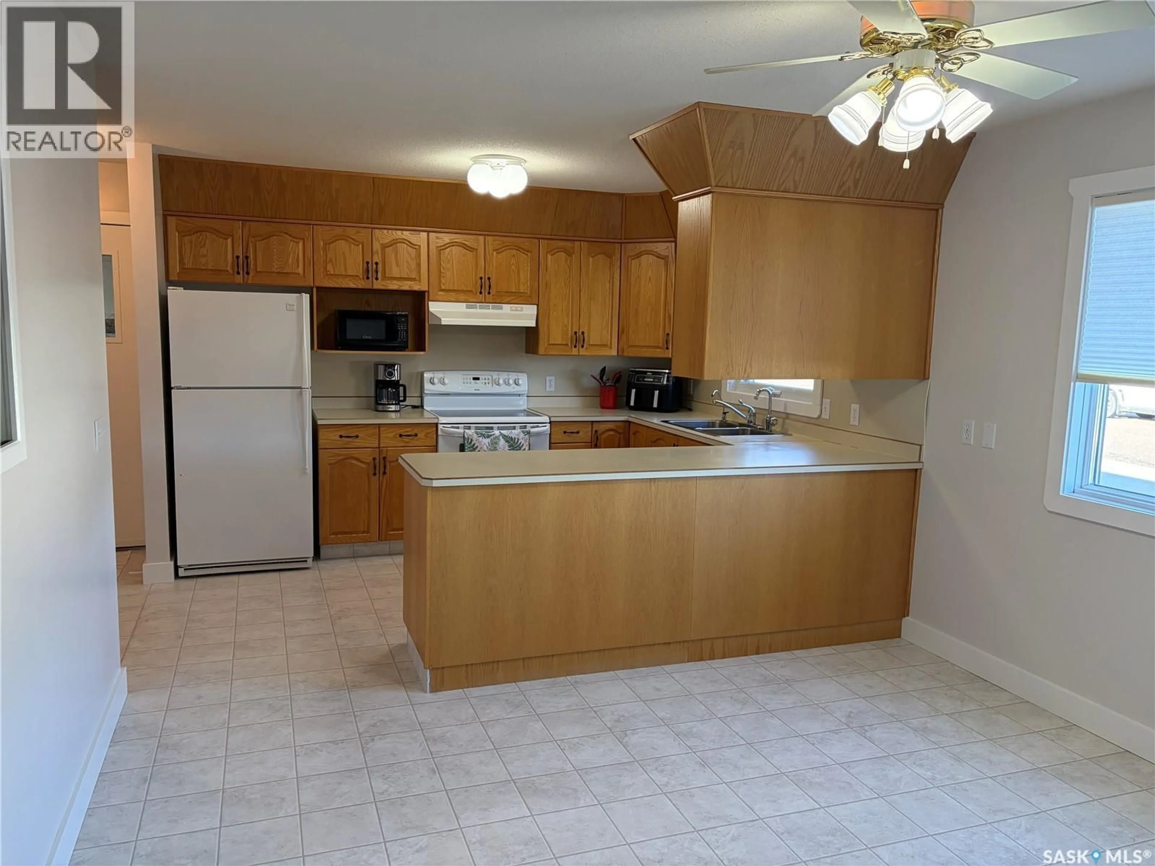 Unknown for 201 1ST STREET, Kelvington Saskatchewan S0A1W0