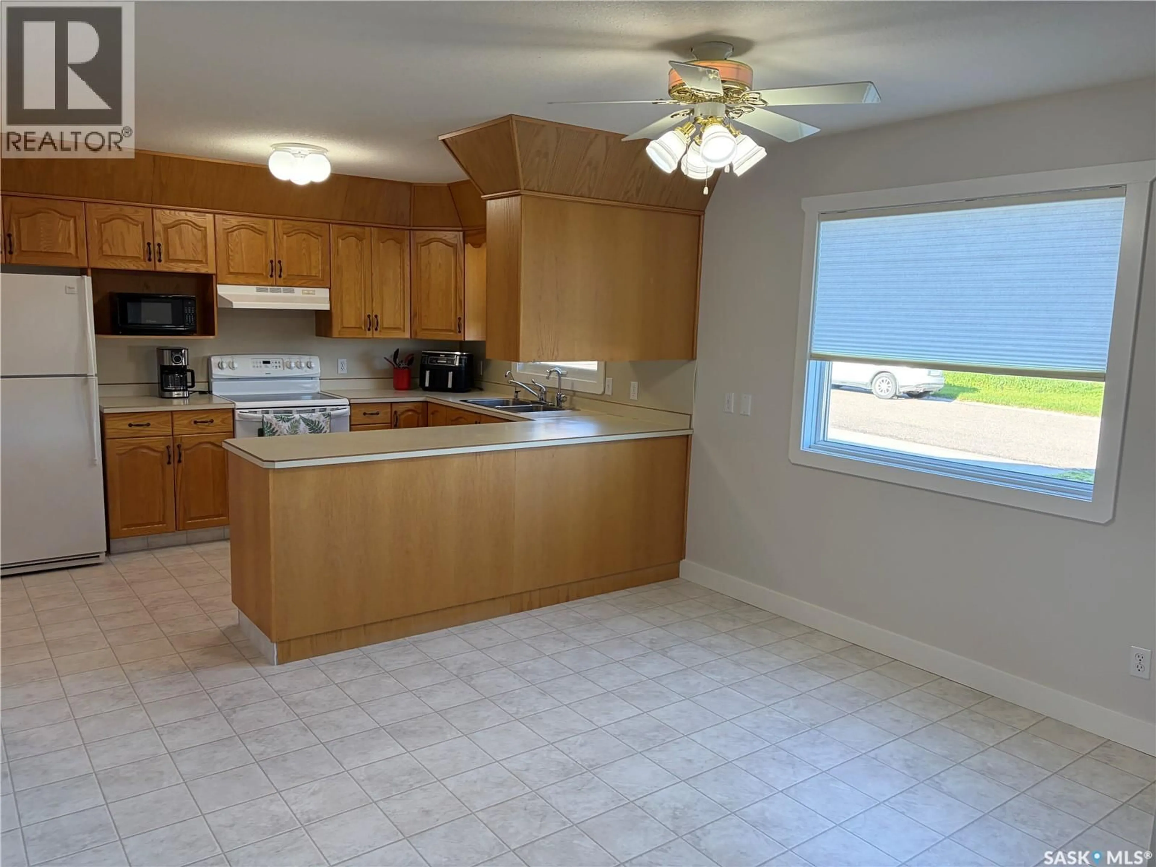 Unknown for 201 1ST STREET, Kelvington Saskatchewan S0A1W0