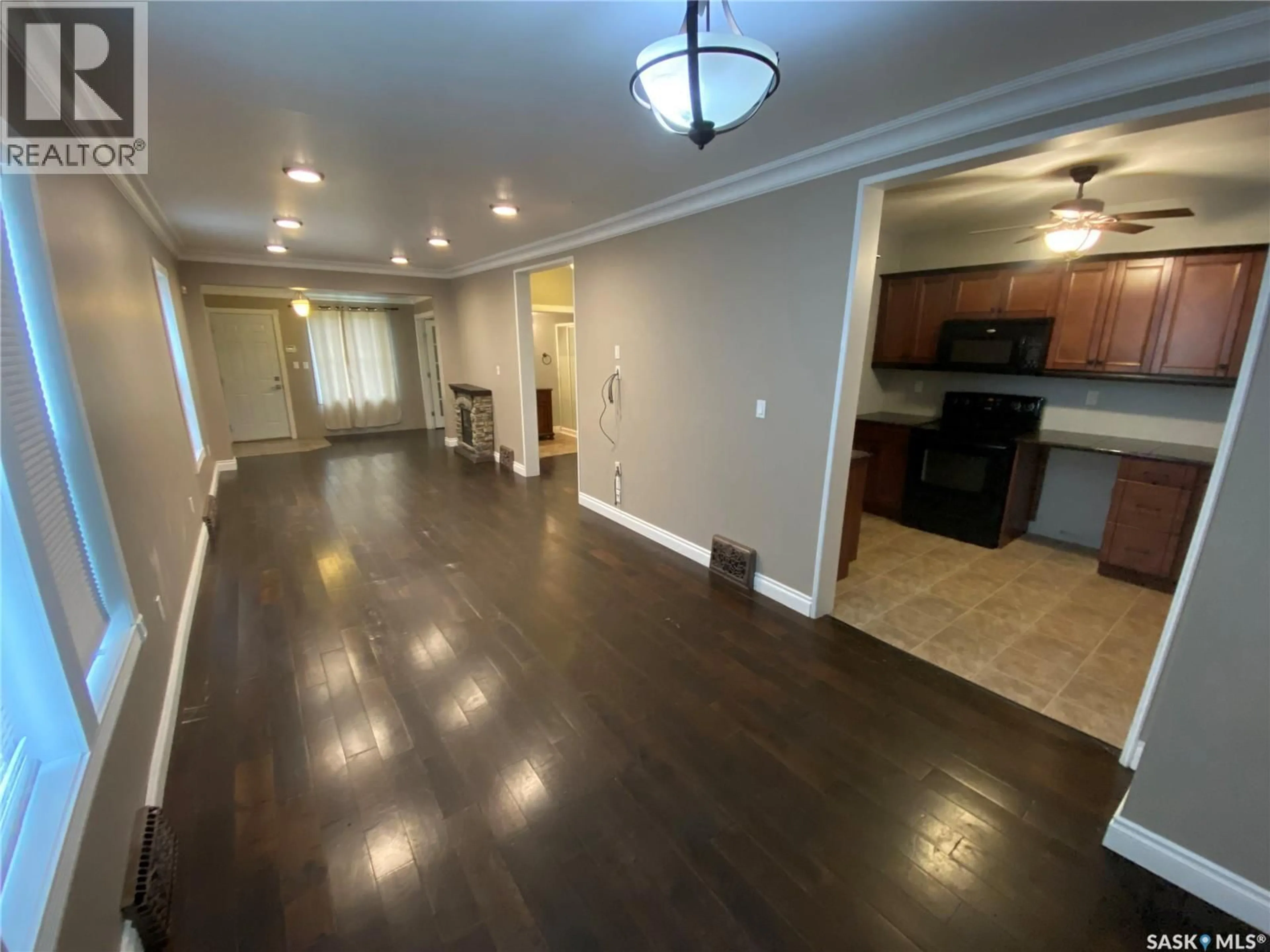 A pic of a room for 277 FOURTH AVENUE, Yorkton Saskatchewan S3N1B3