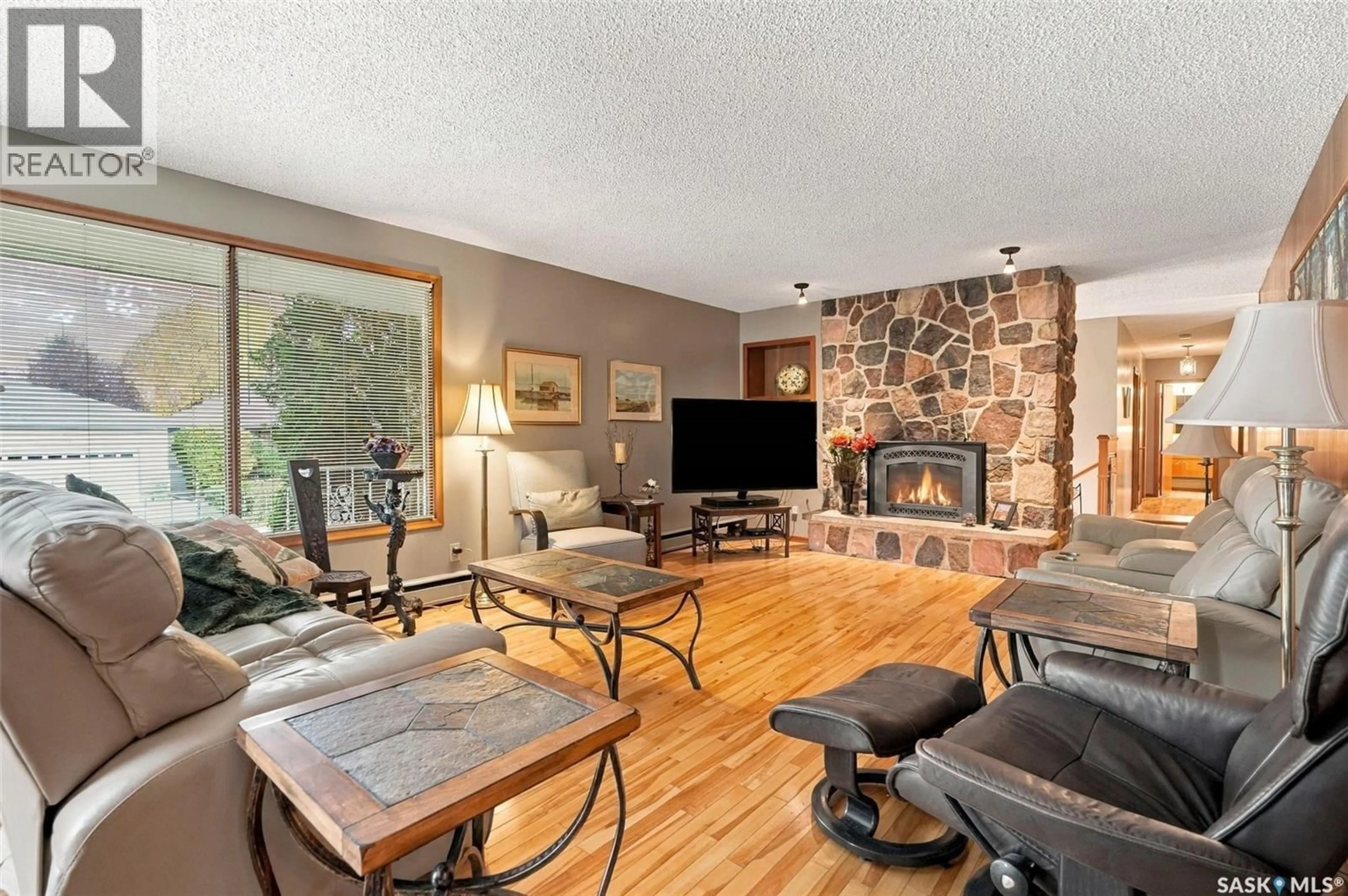 Living room with furniture, unknown for 4002 ELPHINSTONE STREET, Regina Saskatchewan S4S3K9