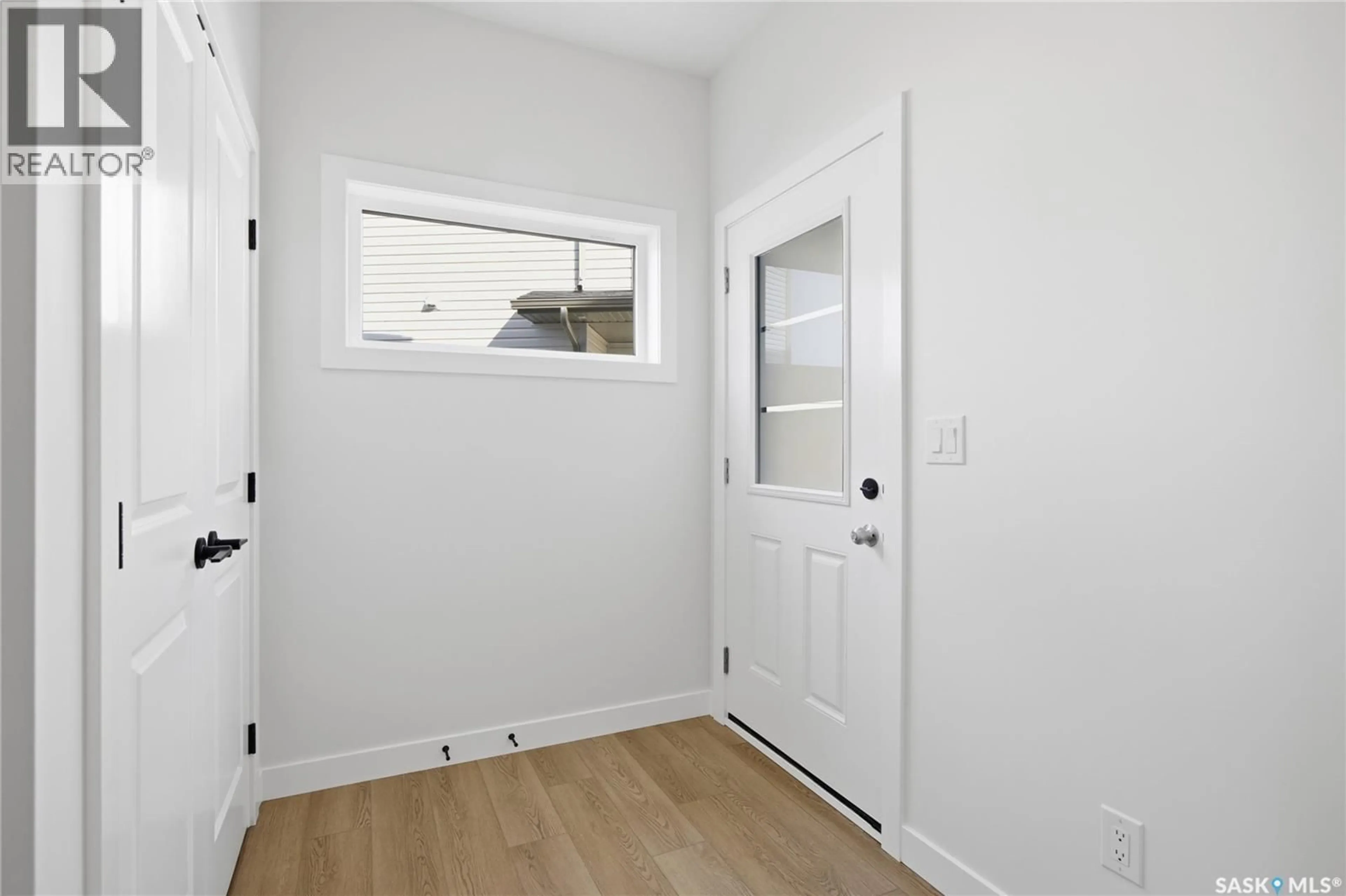 Unknown for 442 COCKCROFT PLACE, Saskatoon Saskatchewan S7V1Y9