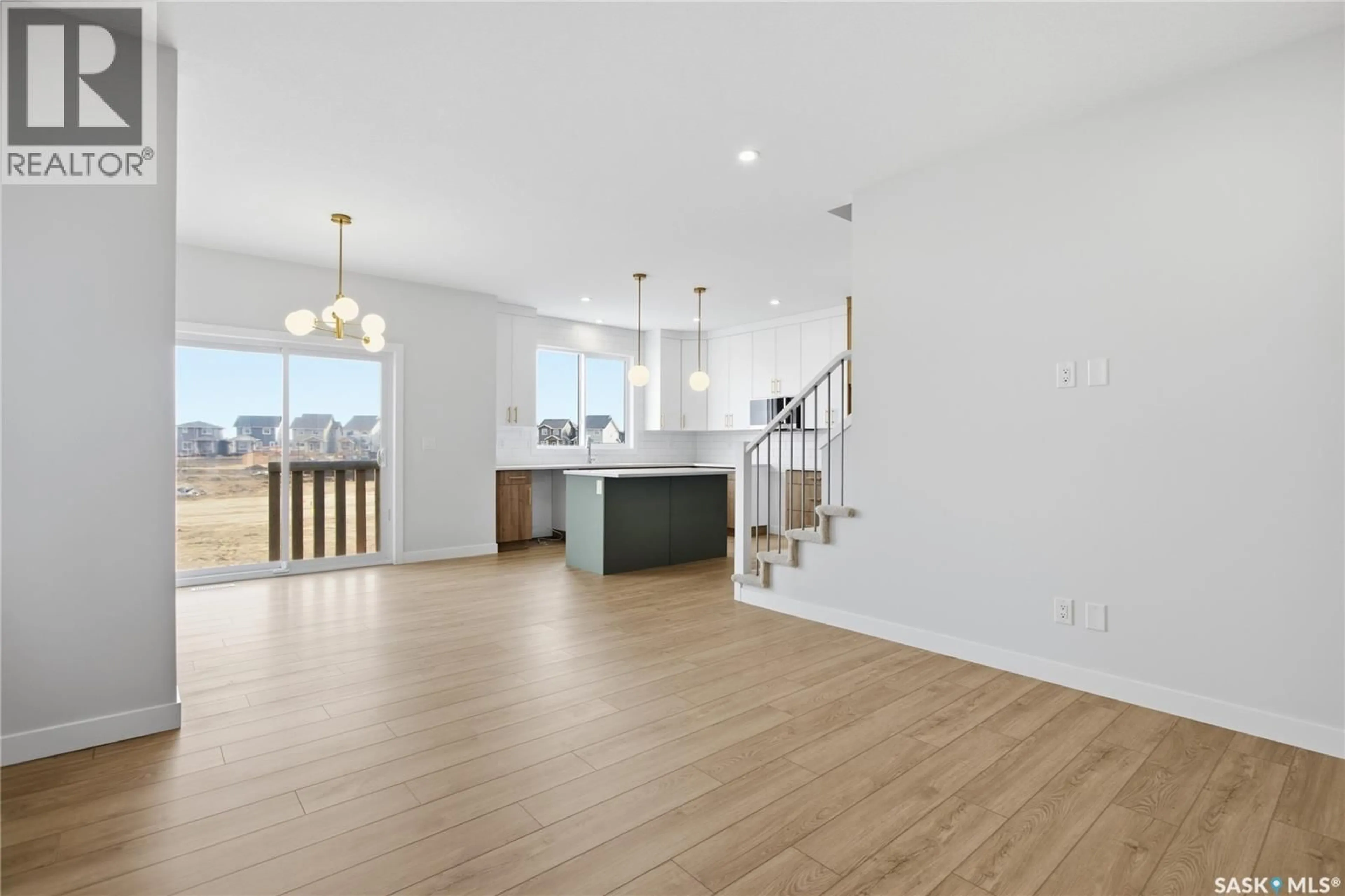 Unknown for 211 COCKCROFT STREET, Saskatoon Saskatchewan S7V1Z1