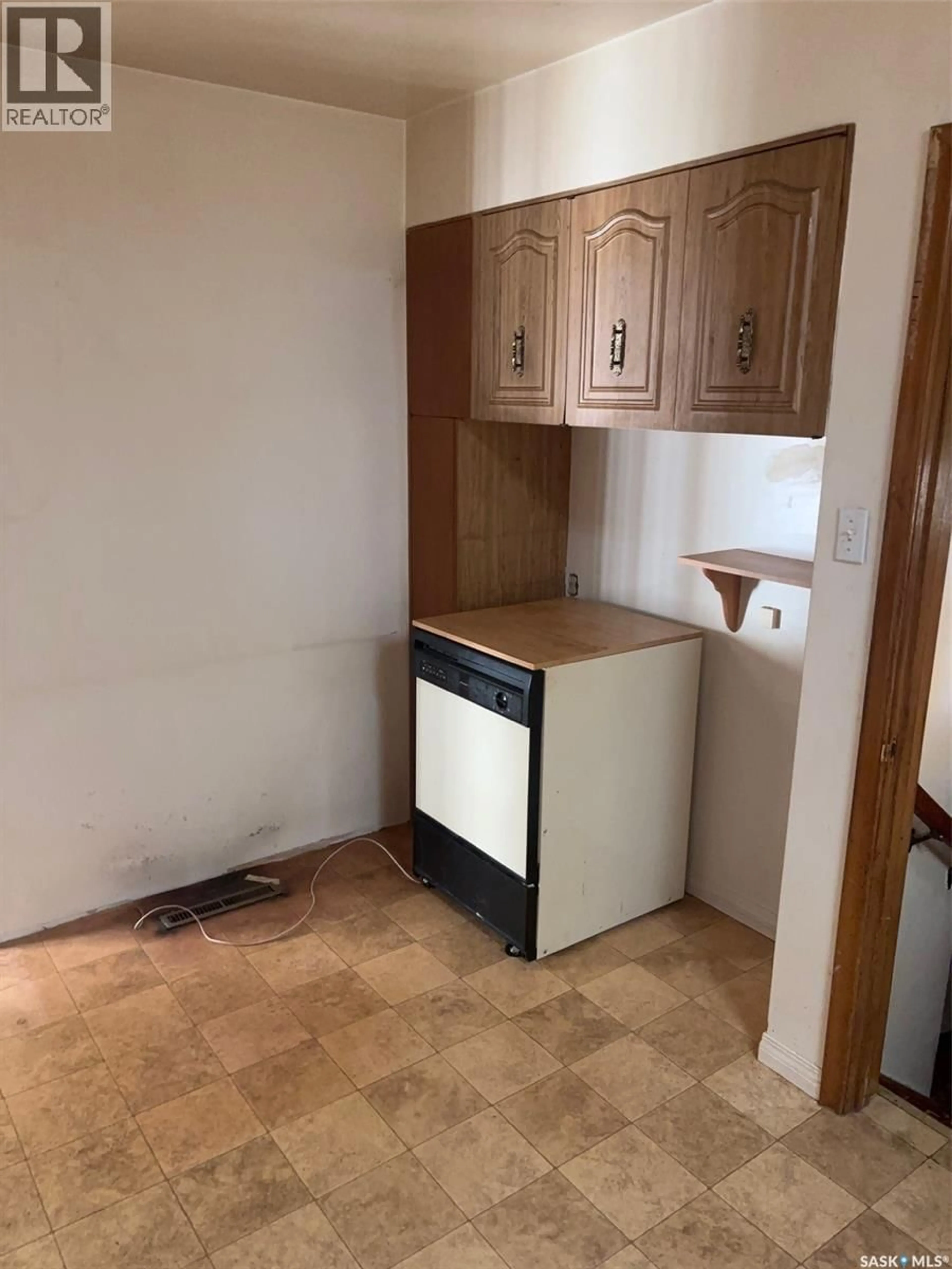 A pic of a room for 1605 LANDA STREET, Saskatoon Saskatchewan S7J0P5