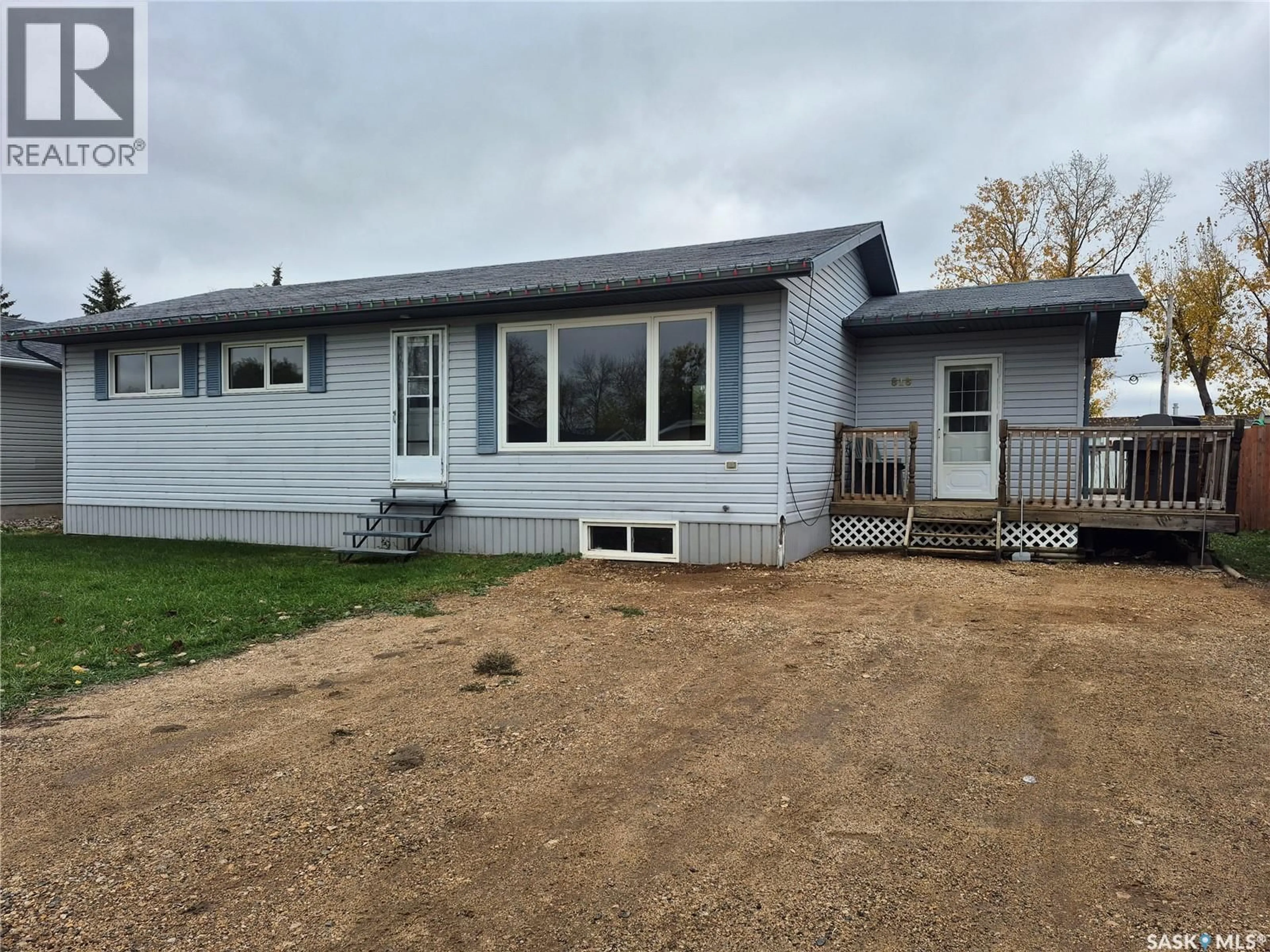 Unknown for 818 GEISEN STREET, Radville Saskatchewan S0C2G0