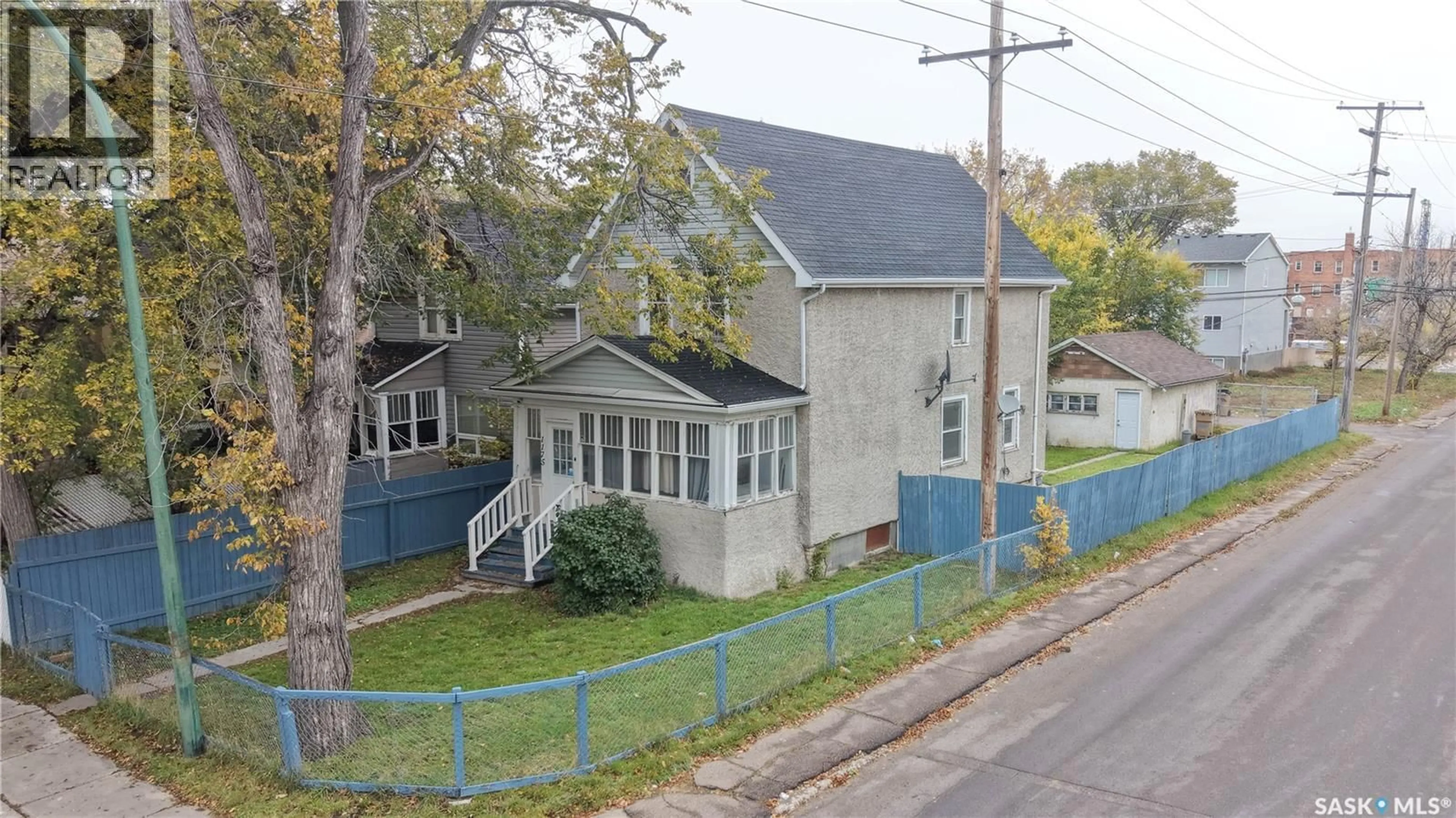 A pic from outside/outdoor area/front of a property/back of a property/a pic from drone, street for 1175 RAE STREET, Regina Saskatchewan S4T2B9