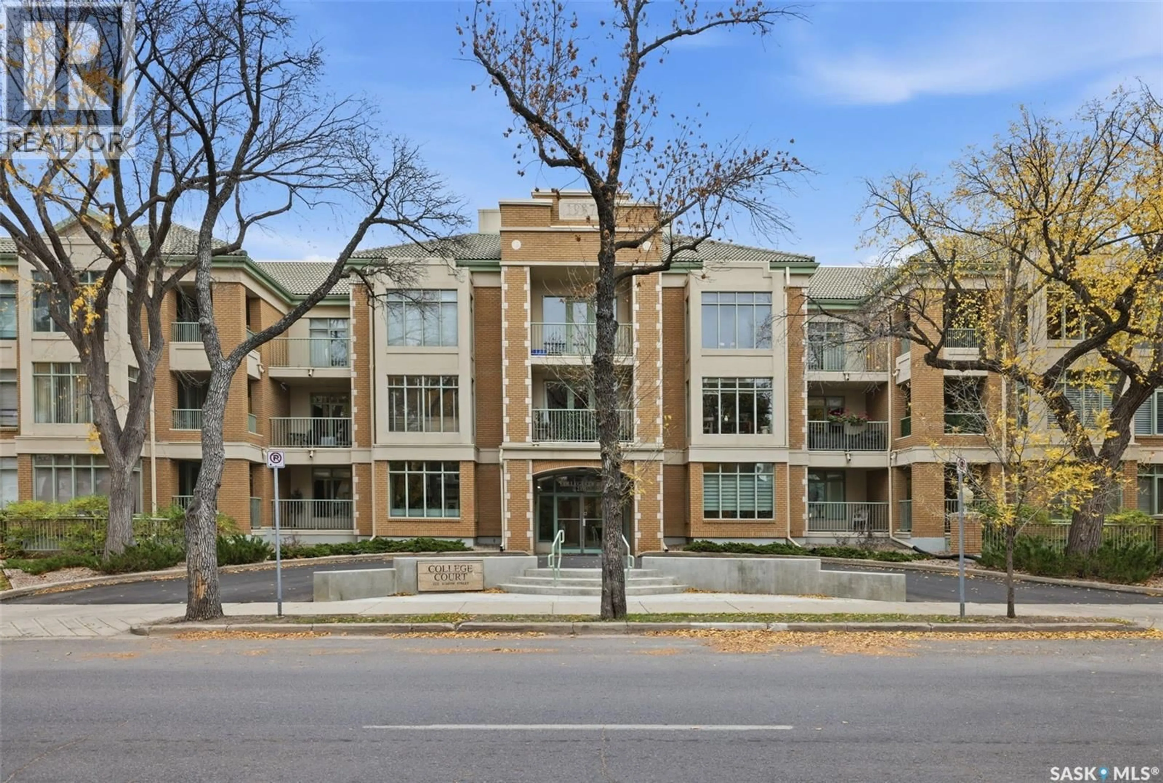 Home with brick exterior material, building for 2333 - 103 SCARTH STREET, Regina Saskatchewan S4P2J8