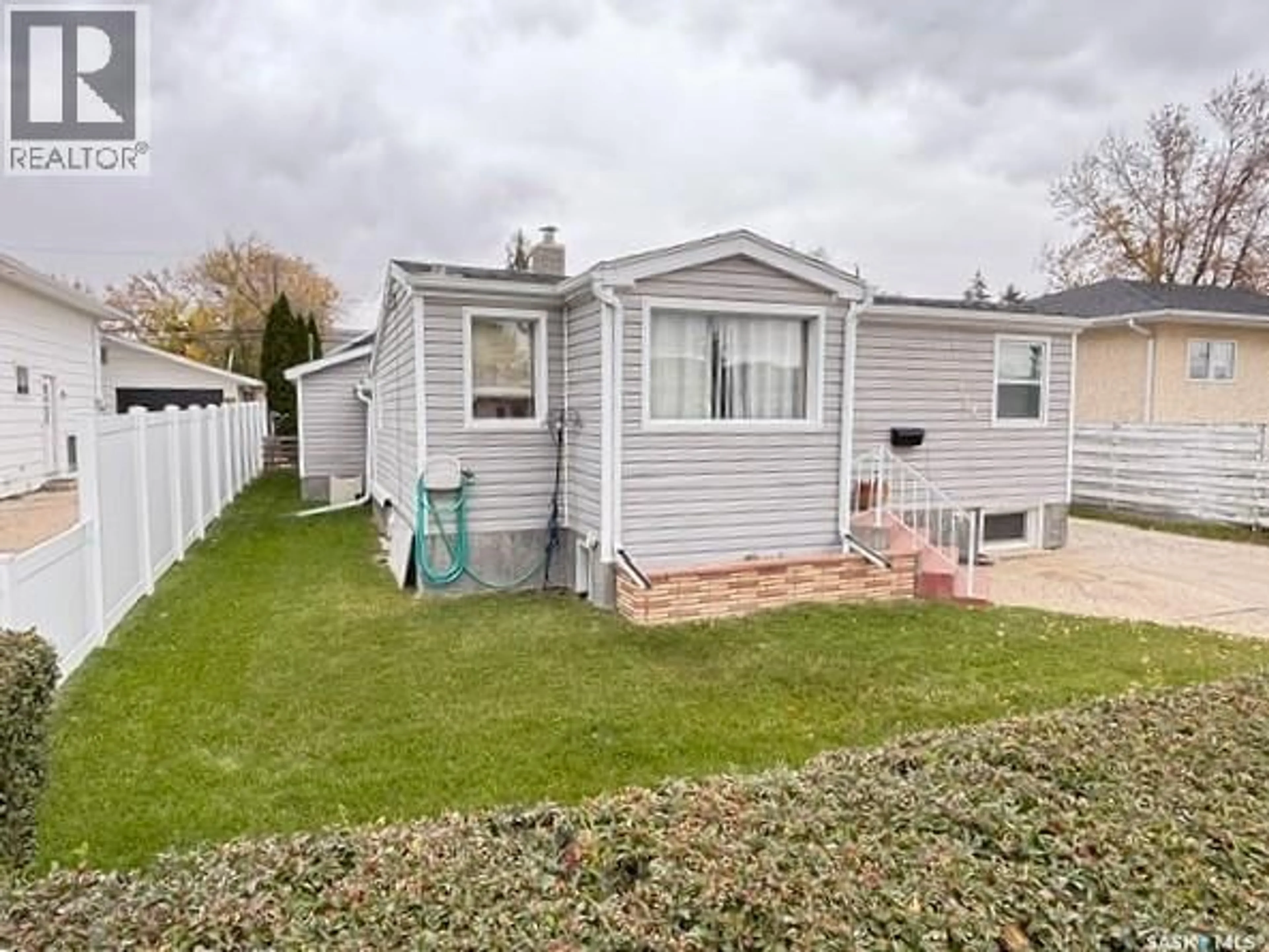 Unknown for 954 BROWN STREET, Moose Jaw Saskatchewan S6H2Z2