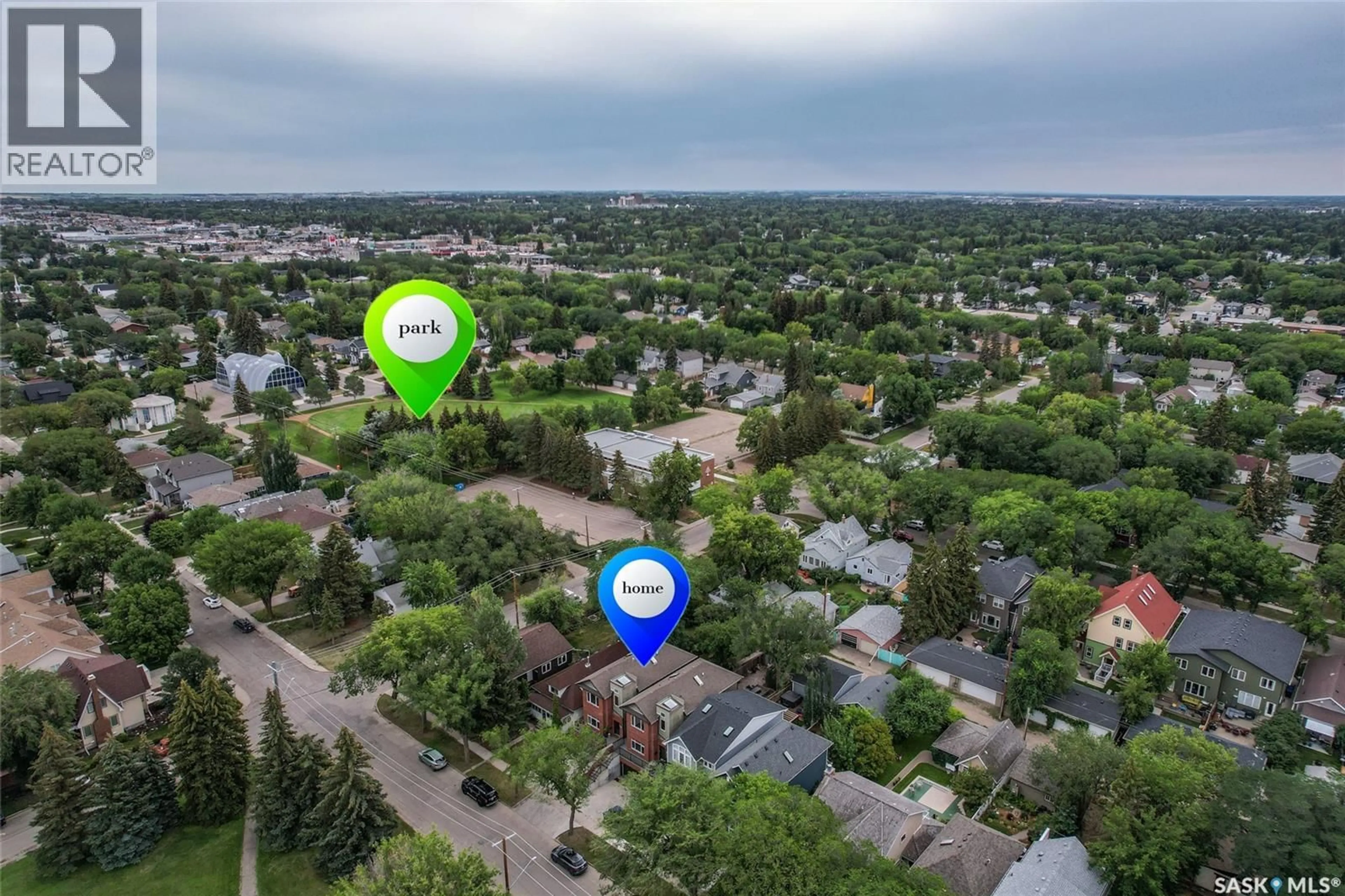 A pic from outside/outdoor area/front of a property/back of a property/a pic from drone, city buildings view from balcony for 1034 11TH STREET, Saskatoon Saskatchewan S7H0E9