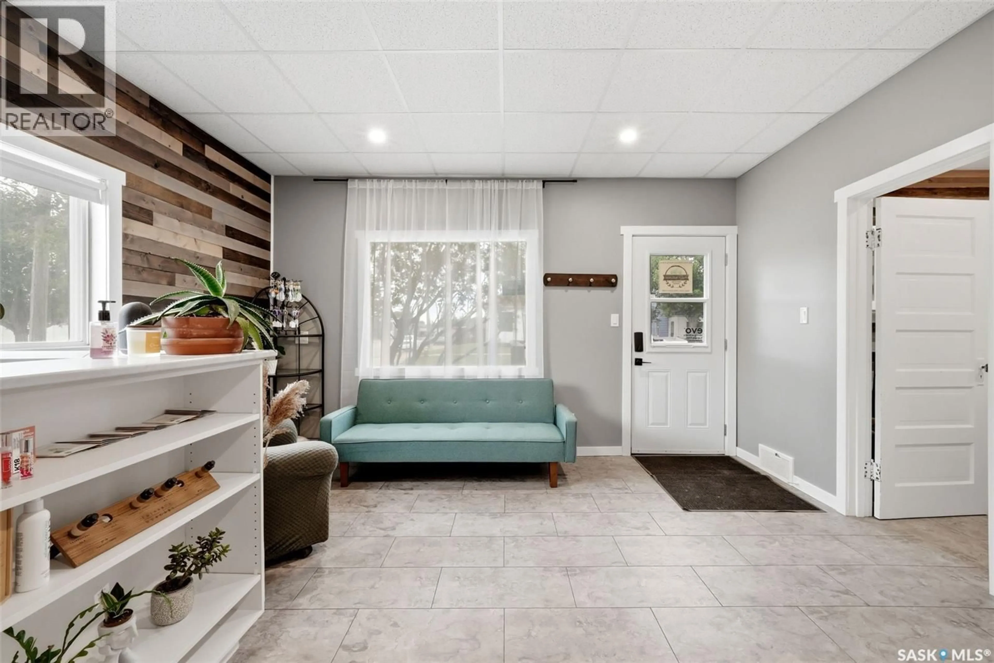 Indoor entryway for 210 BYRON STREET, Southey Saskatchewan S0G4P0