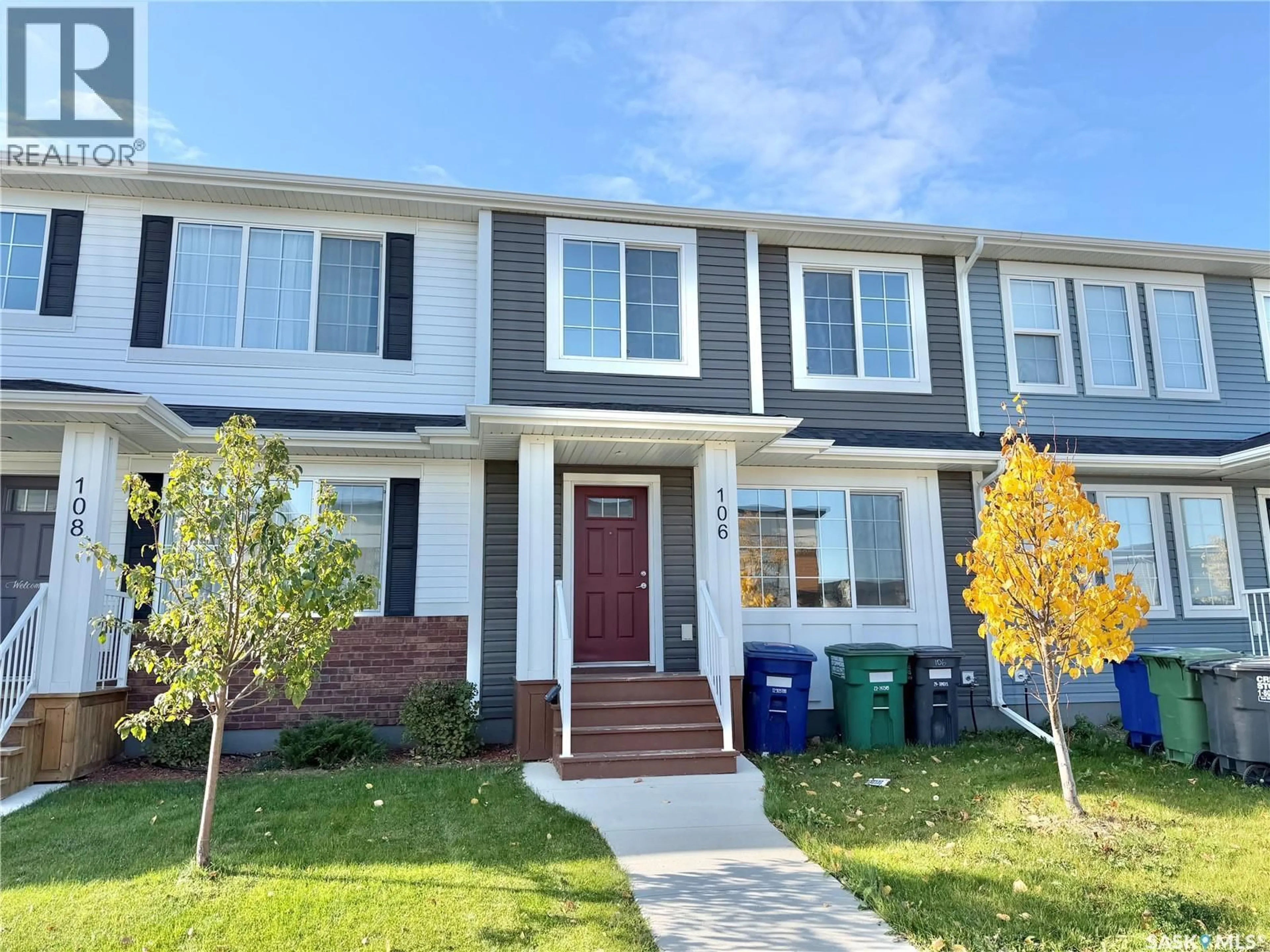 Home with vinyl exterior material, street for 106 WESTFIELD ROAD, Saskatoon Saskatchewan S7V0Z8