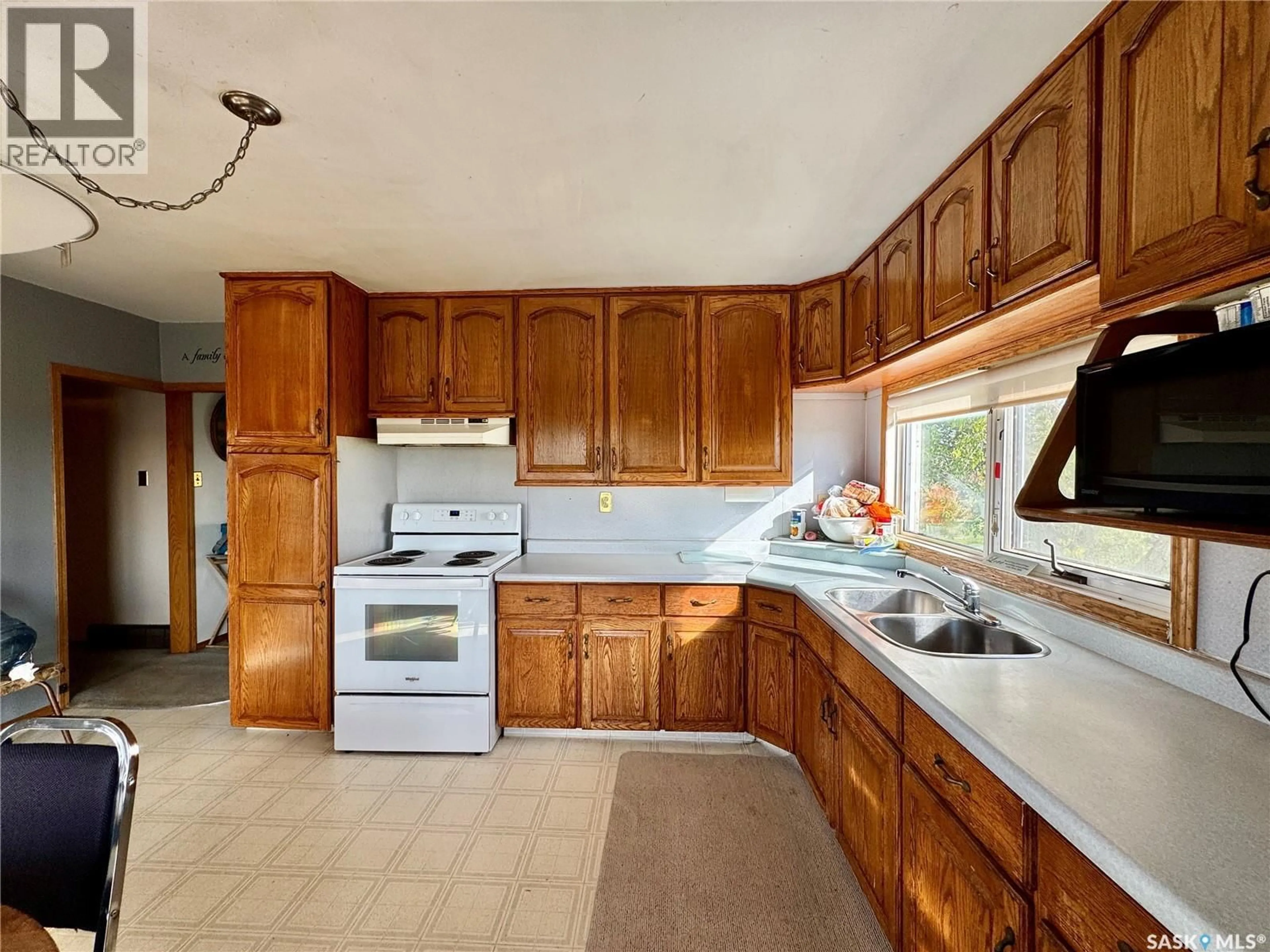 Standard kitchen, unknown for COUNTRY MILE ACRES, Spy Hill Rm No. 152 Saskatchewan S0A3W0