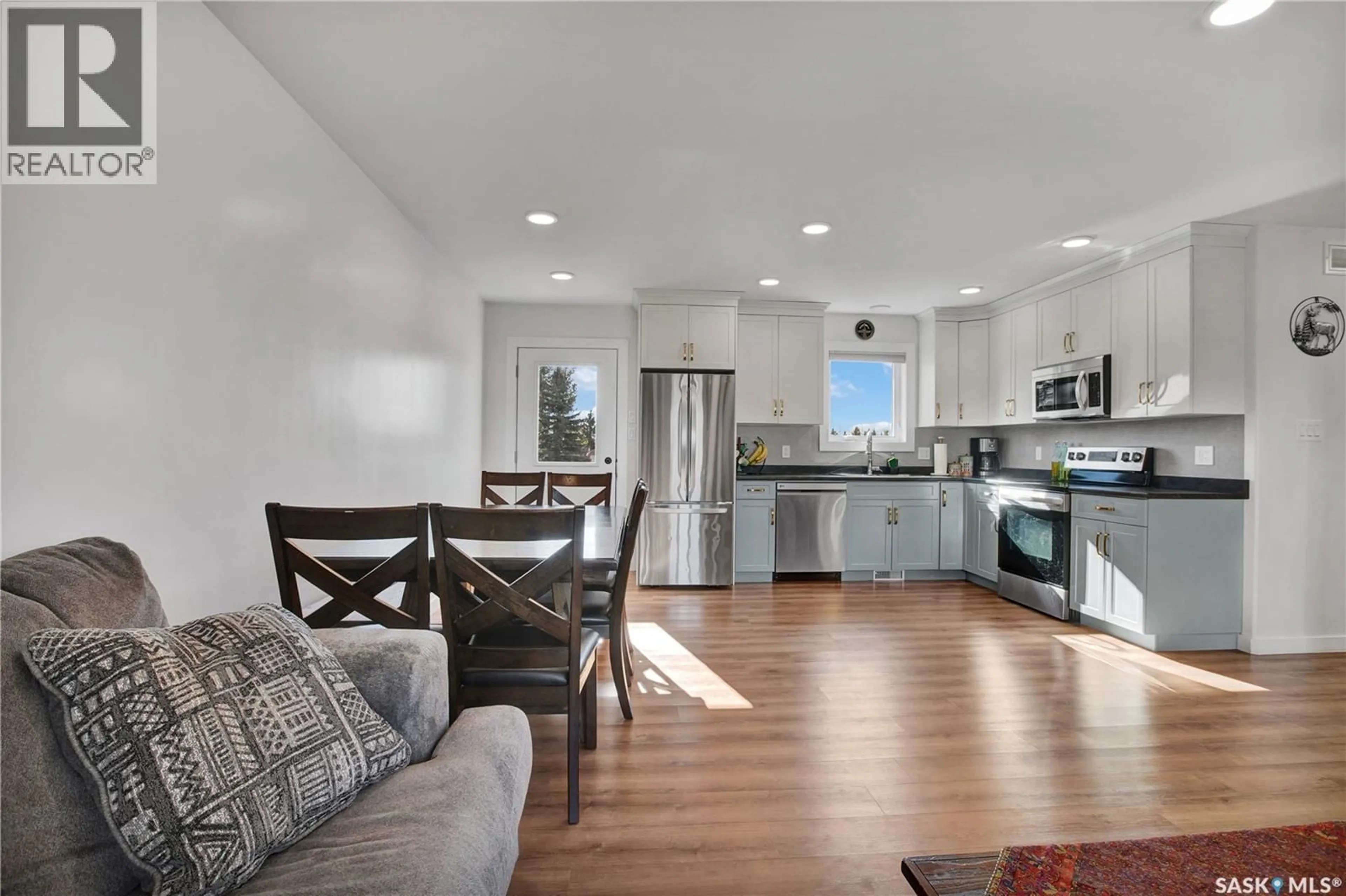 Open concept kitchen, unknown for 204 WILLOW CRESCENT, Waldheim Saskatchewan S0K4R0