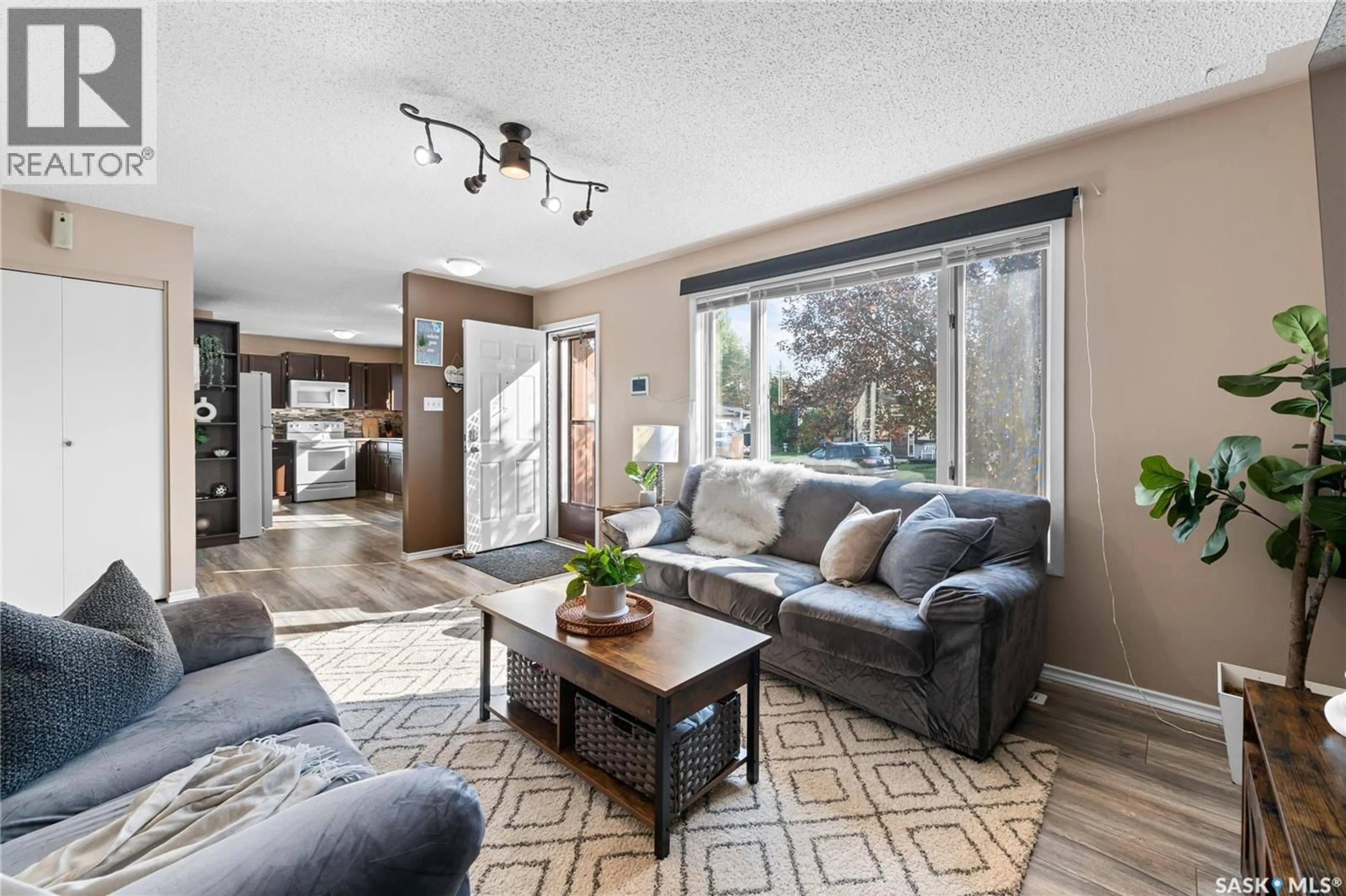 Living room with furniture, unknown for 7110 LANIGAN DRIVE, Regina Saskatchewan S4X3Y1