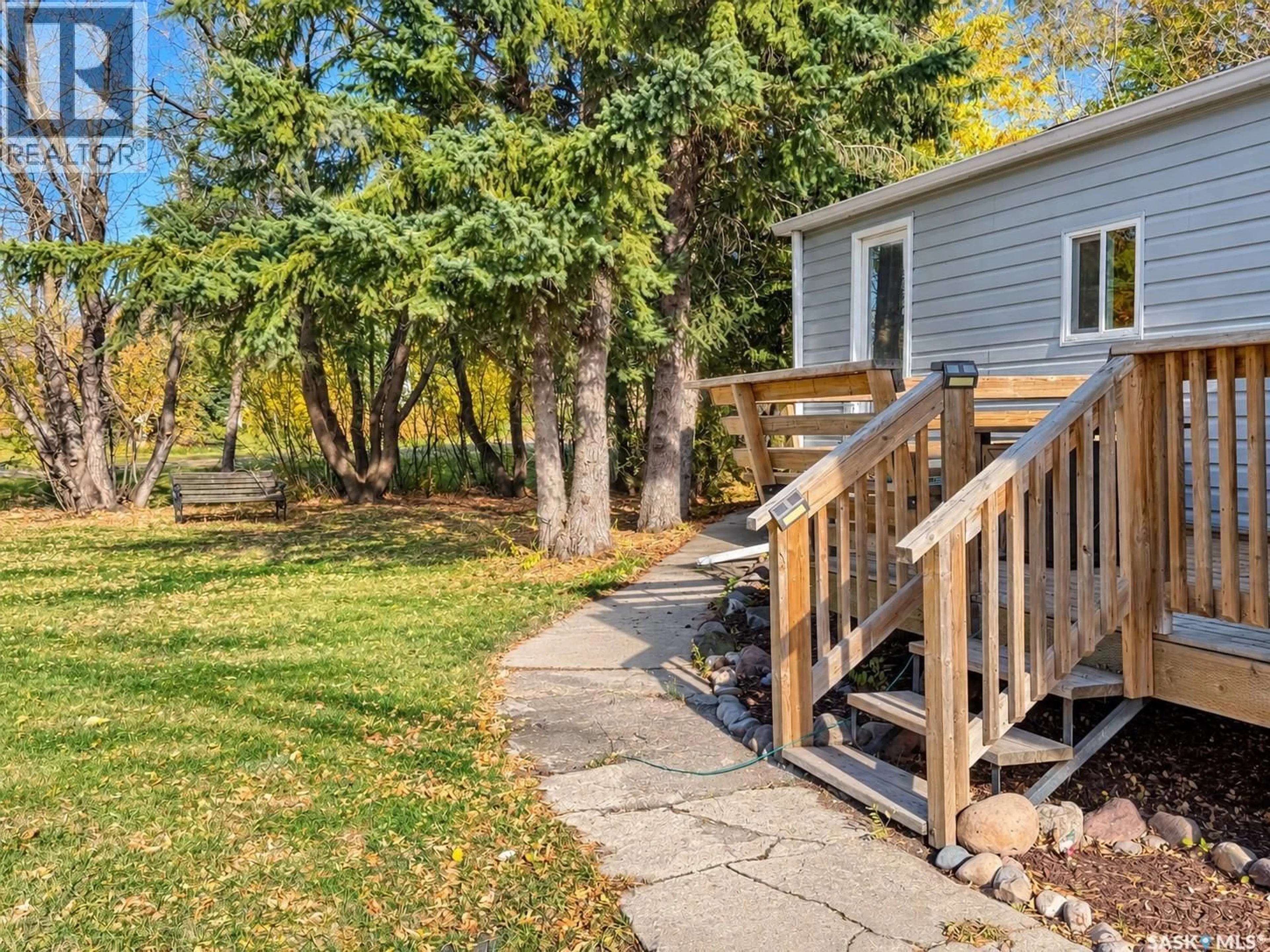 Patio, street for 512 2ND AVENUE, Turtleford Saskatchewan S0M2Y0