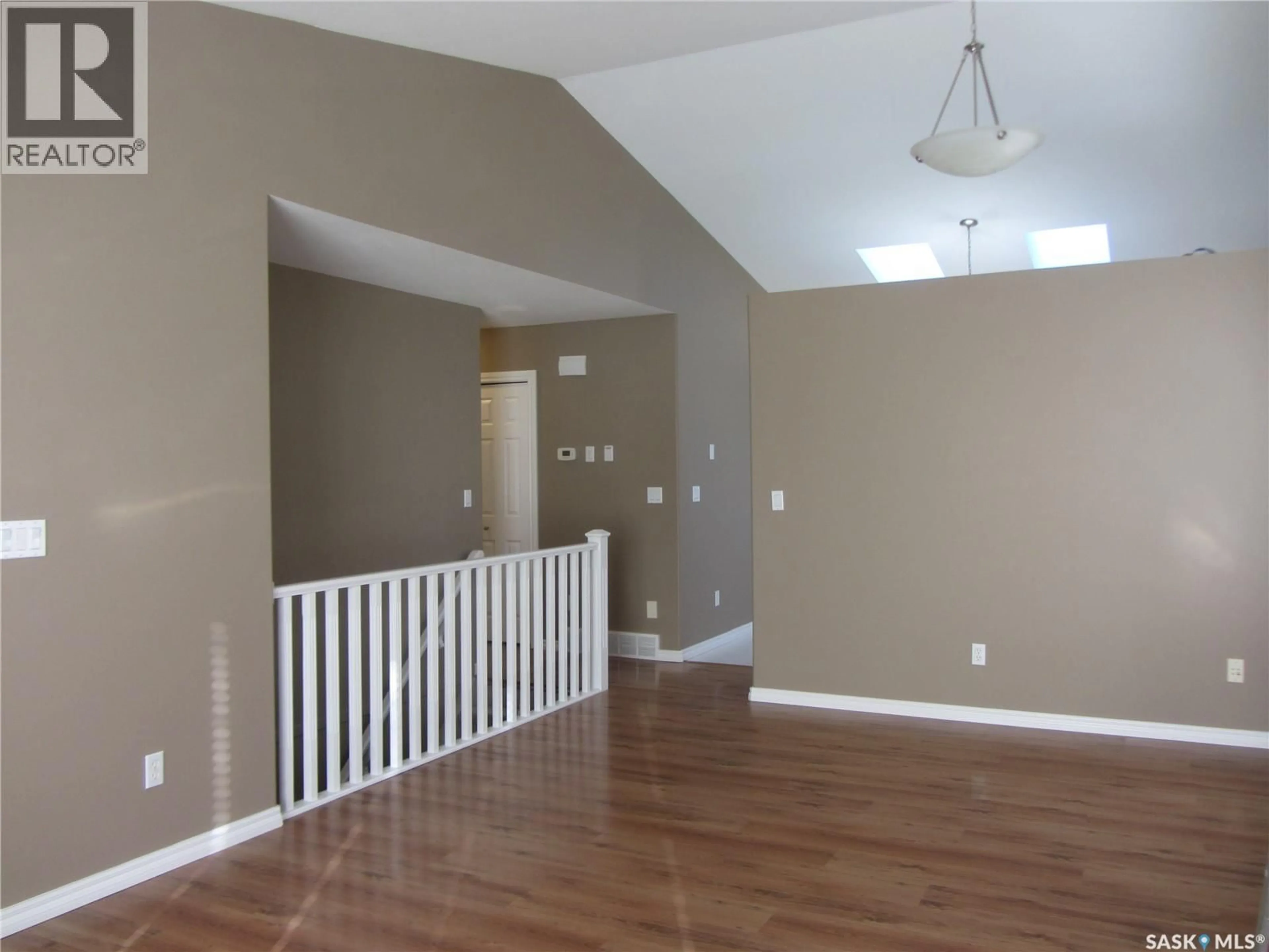 A pic of a room for 562 BLACKBURN CRESCENT, Saskatoon Saskatchewan S7V1E8